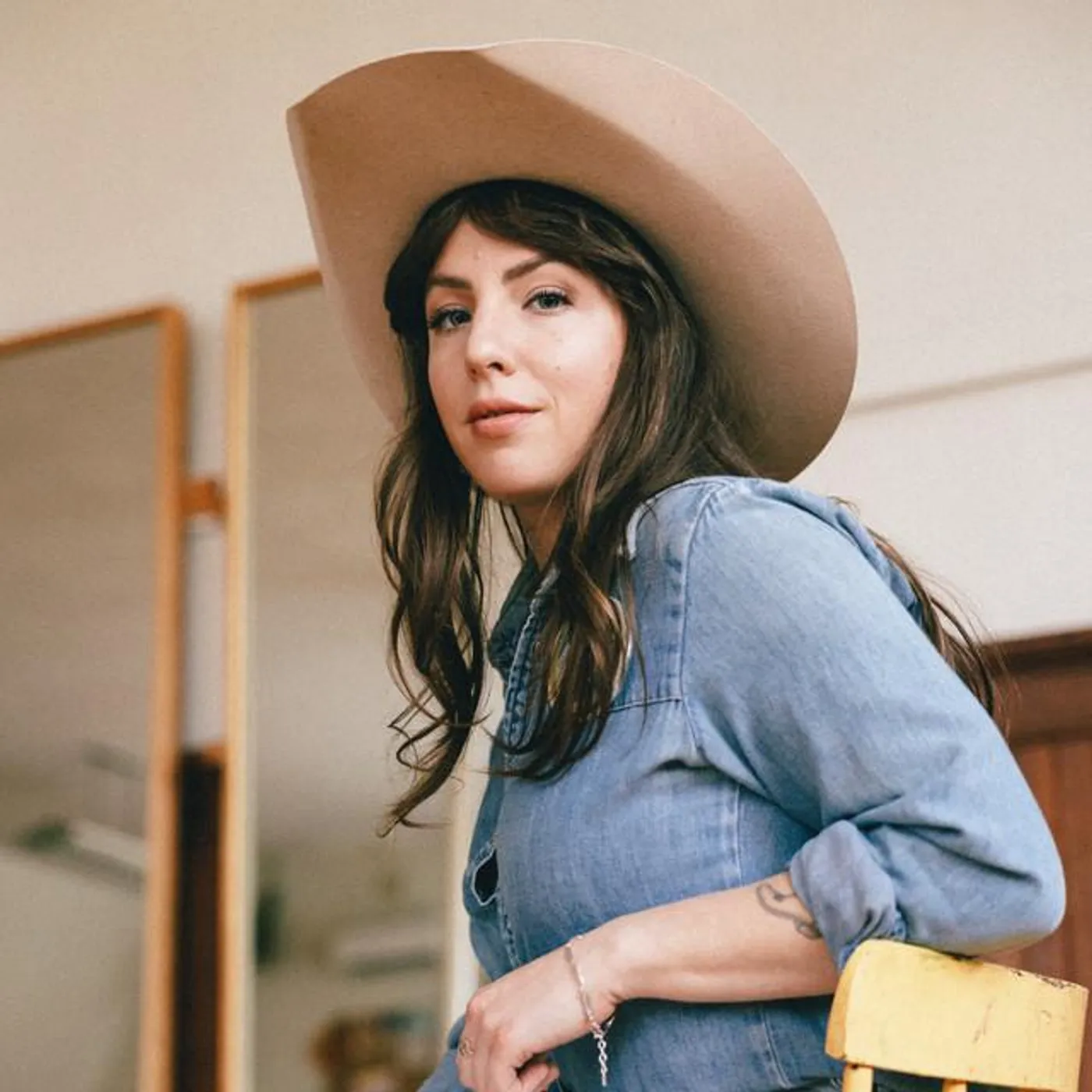 Julie Aubé Brand Page