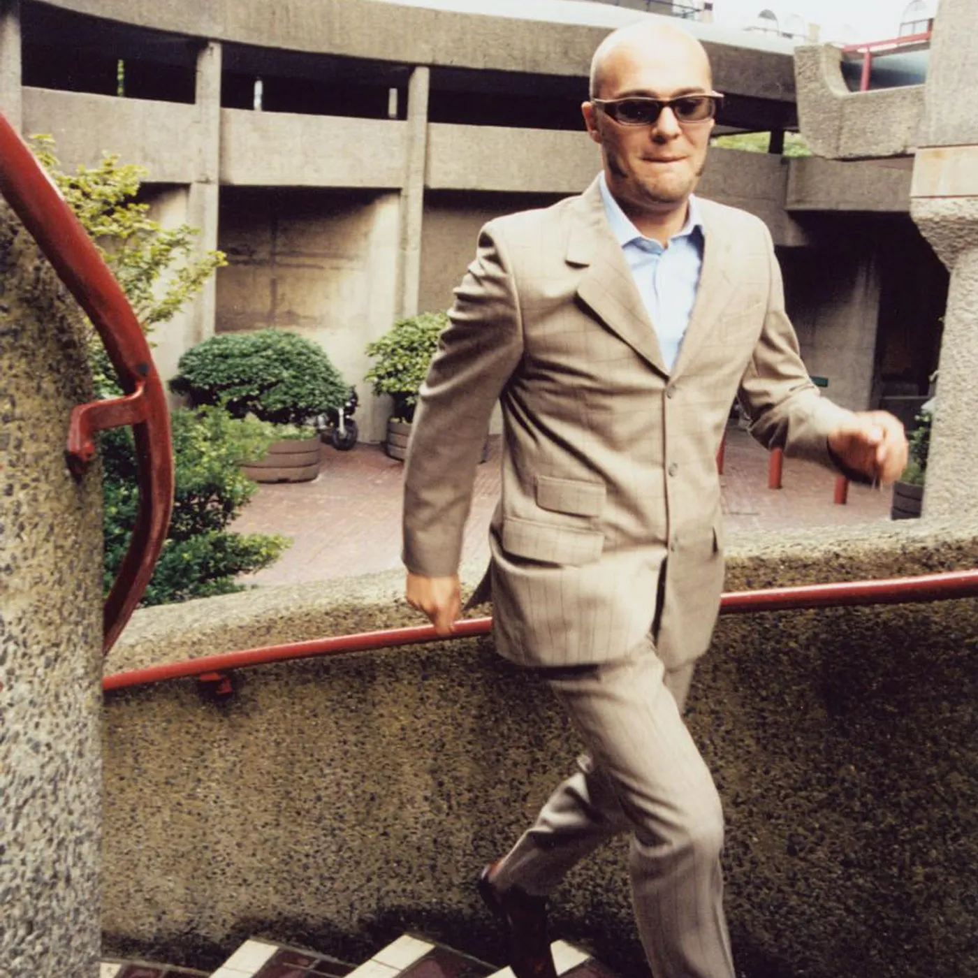 Justin Robertson Brand Page