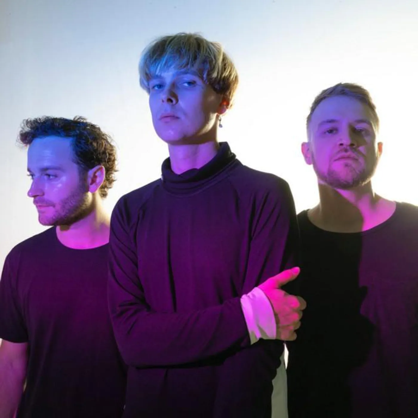 OneGin Please Brand Page