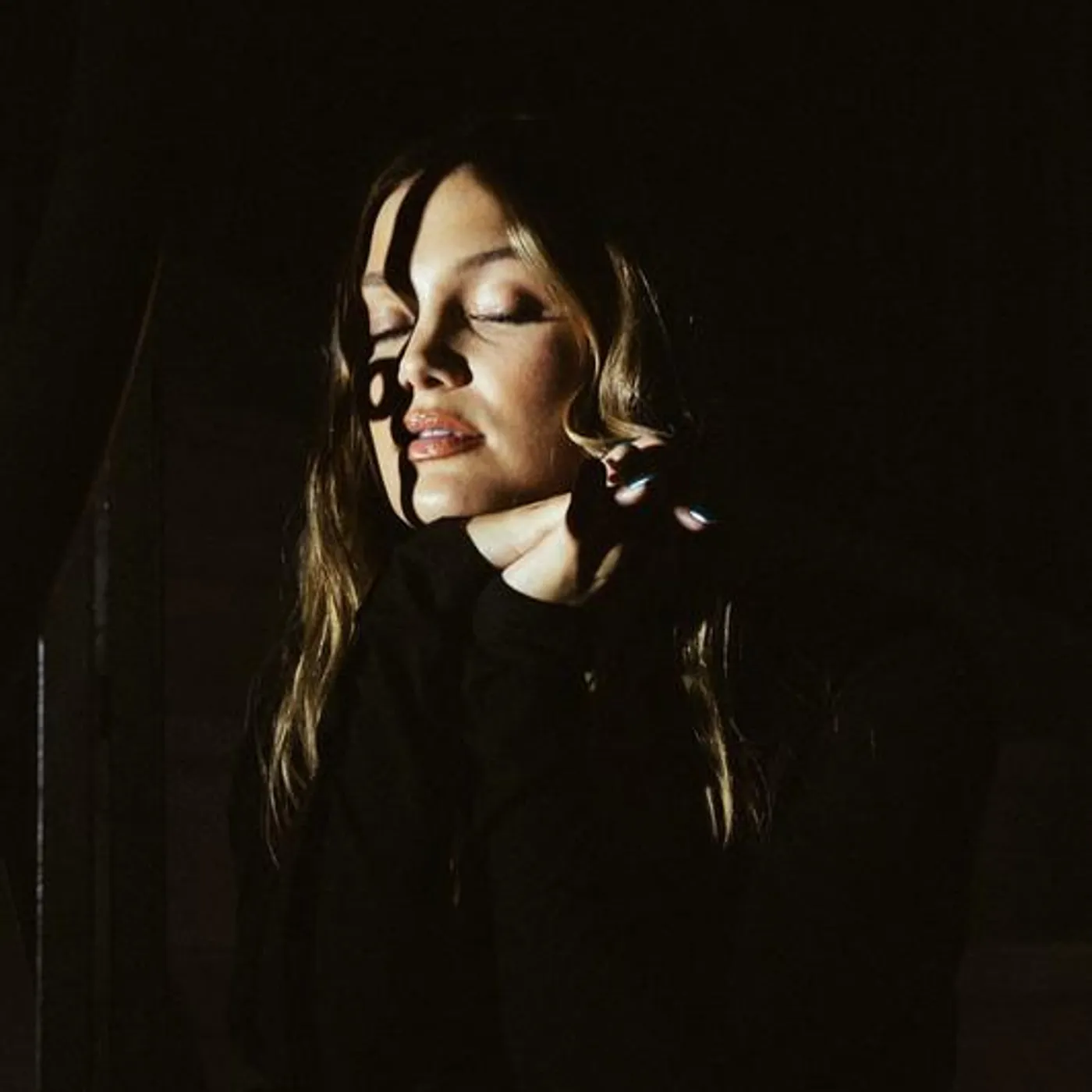 Olivia Holt Brand Page