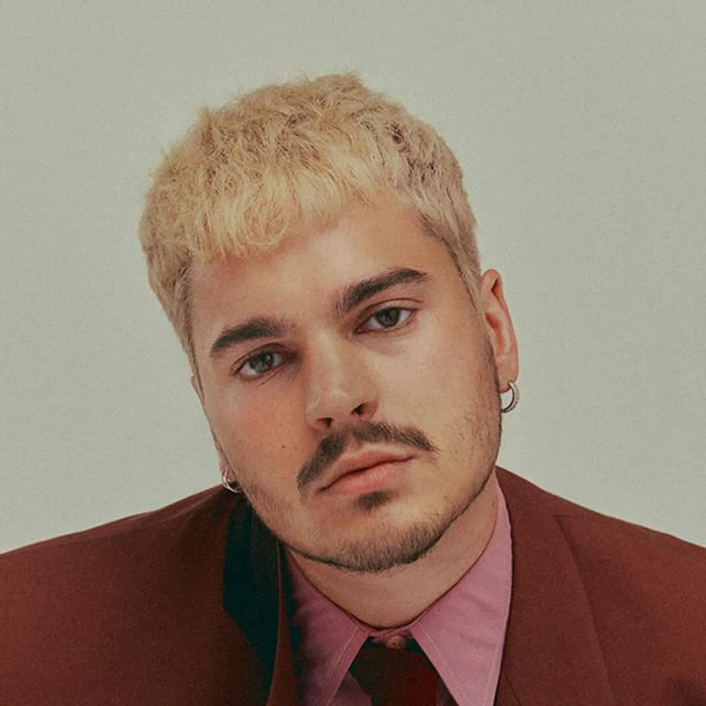 Oscar Zia Brand Page