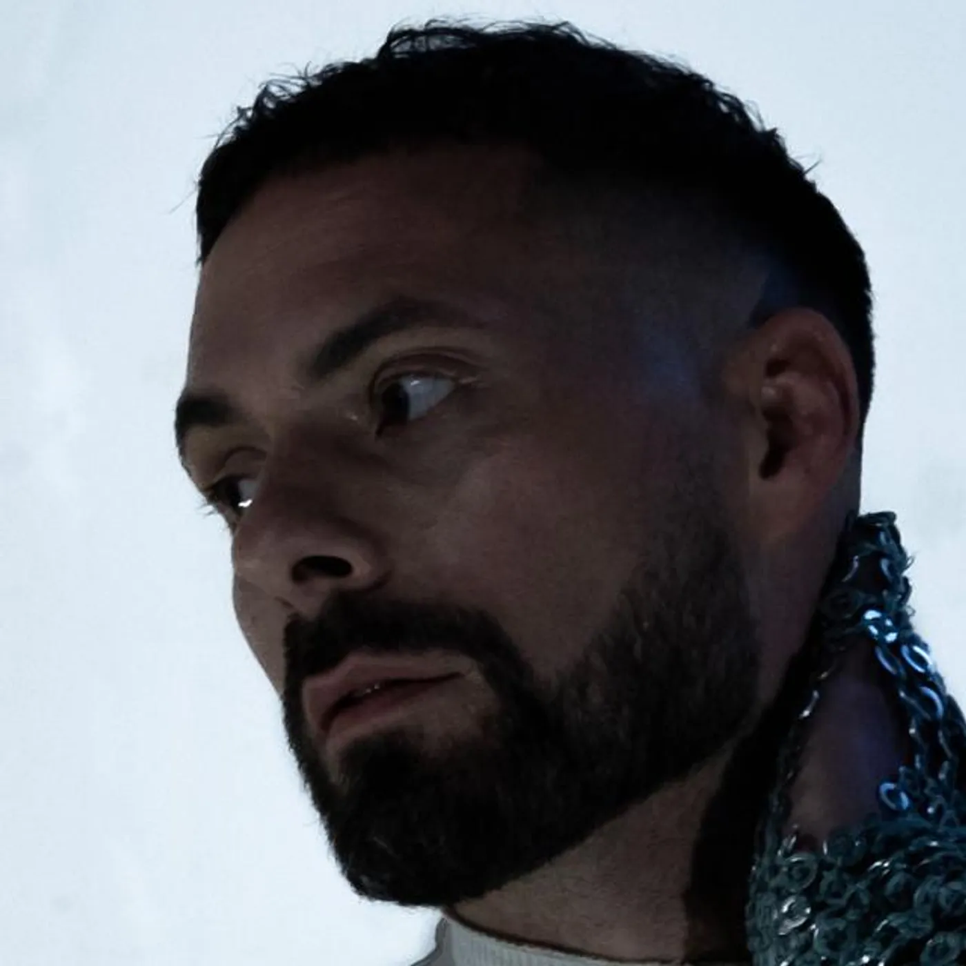 Oskar Linnros Brand Page