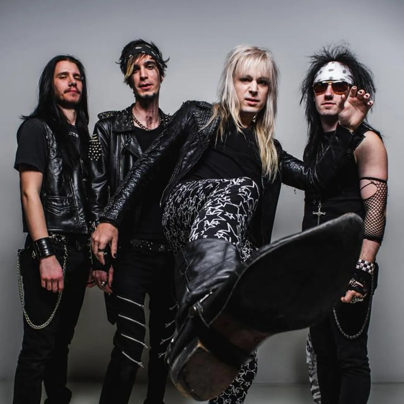 Löve Razër Brand Page