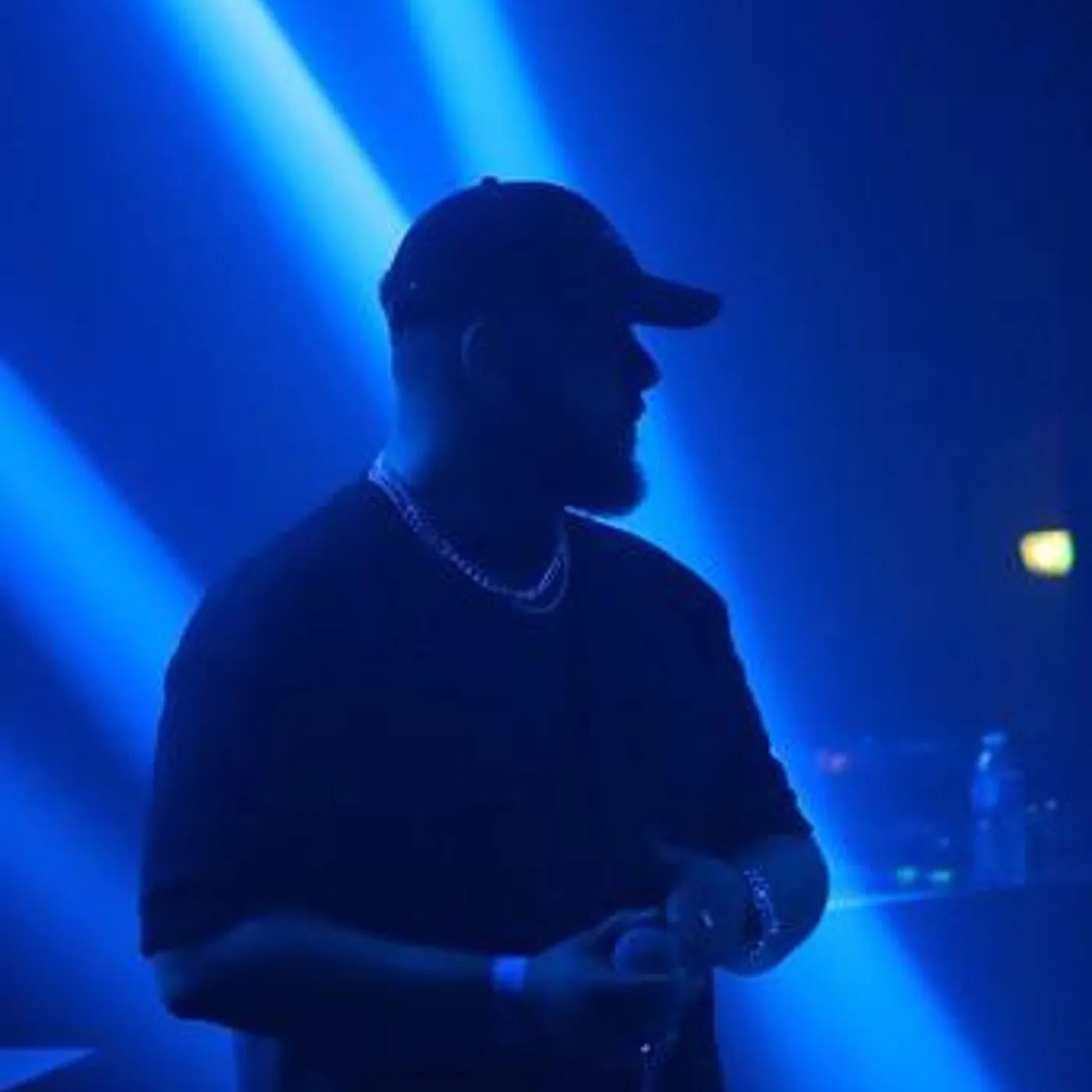 L'Antidote LaFamille Brand Page