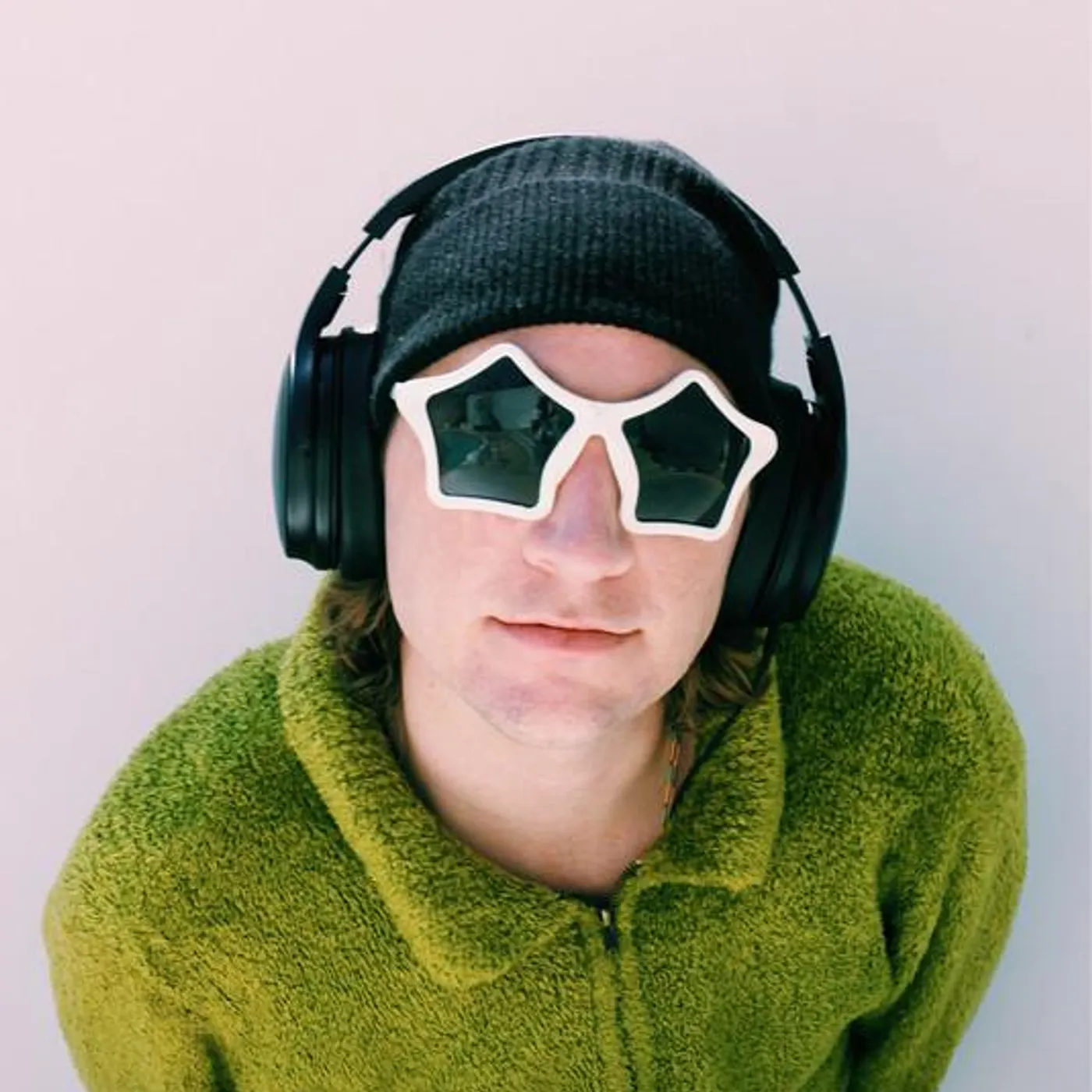 Louis Futon Brand Page