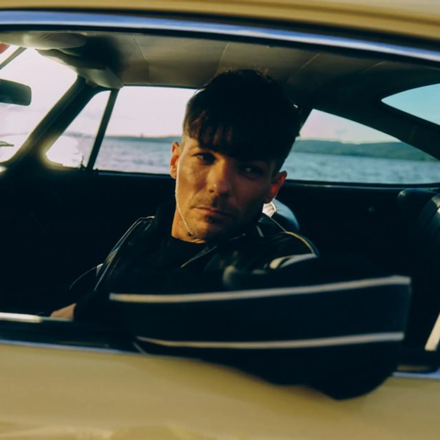 Louis Tomlinson Brand Page