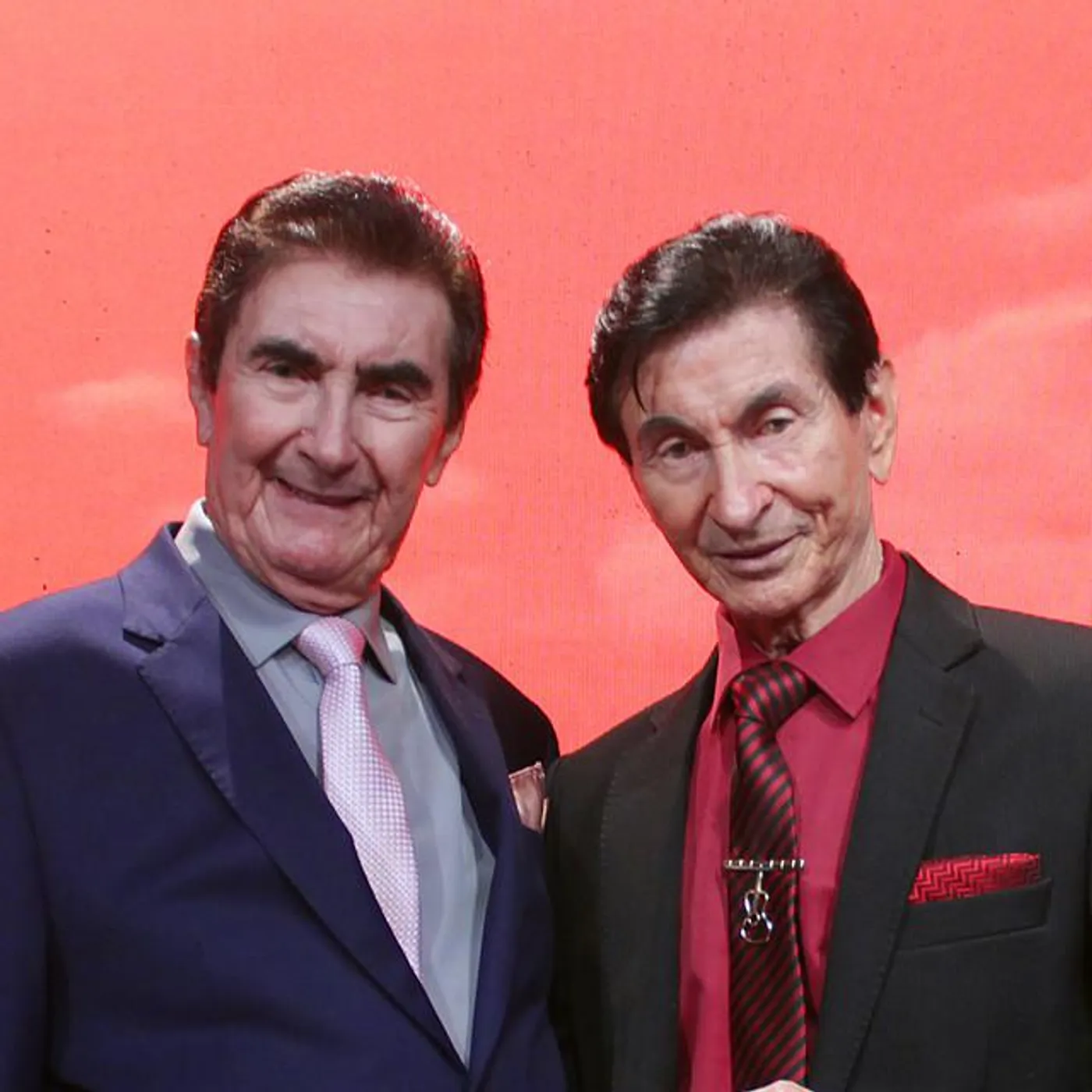 Lourenco & Lourival Brand Page