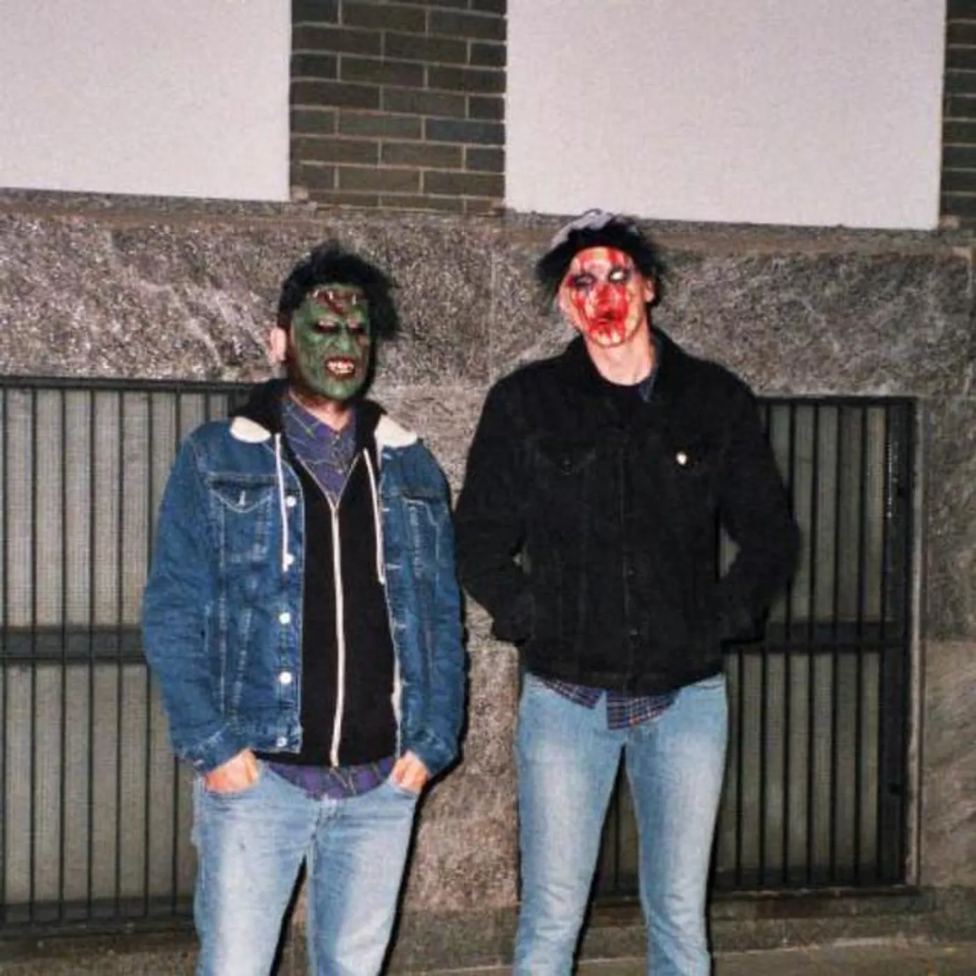 Low Dérive Brand Page