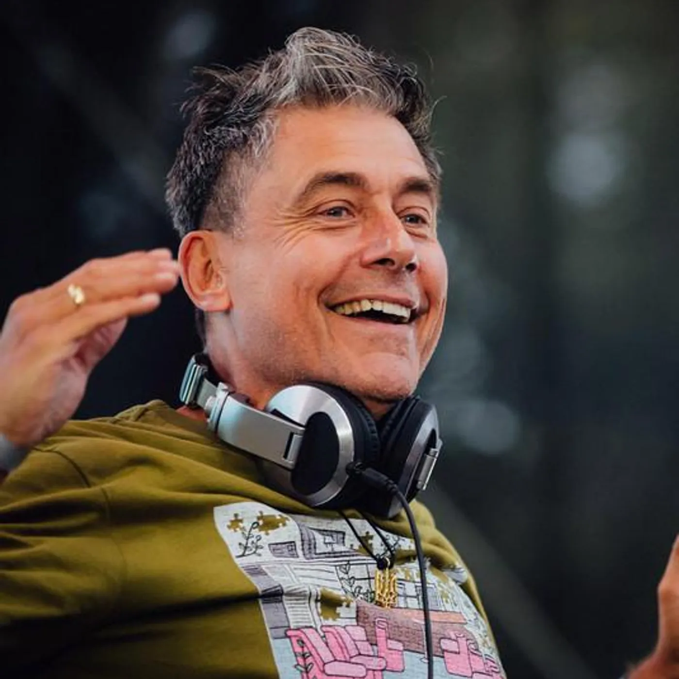 London Elektricity Brand Page