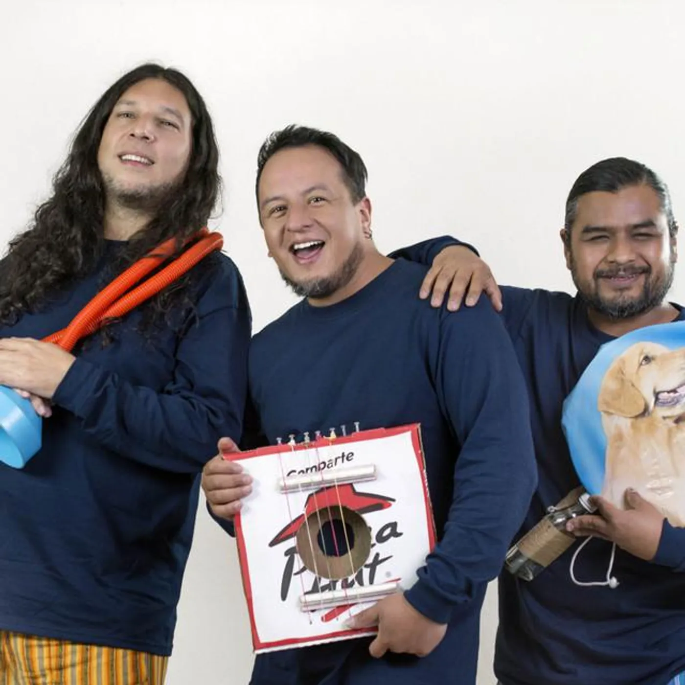 Los Botes Cantan Brand Page