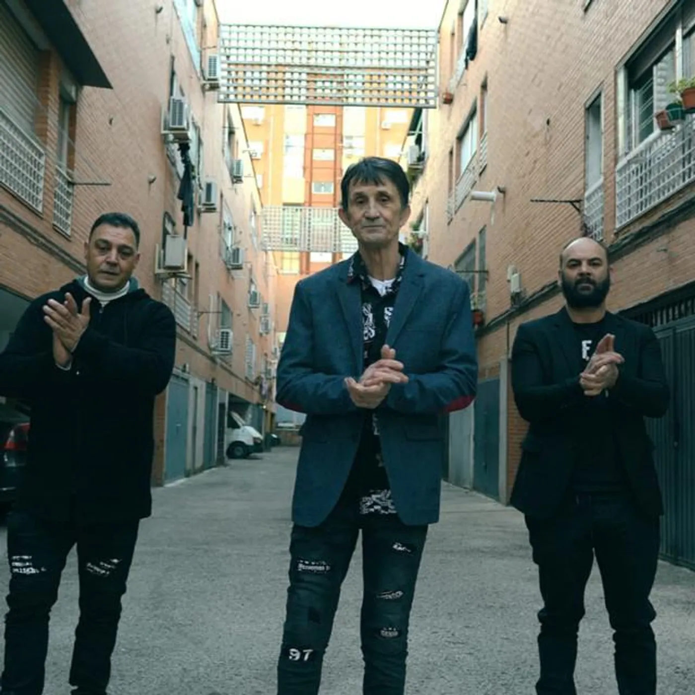 Los Calis Brand Page