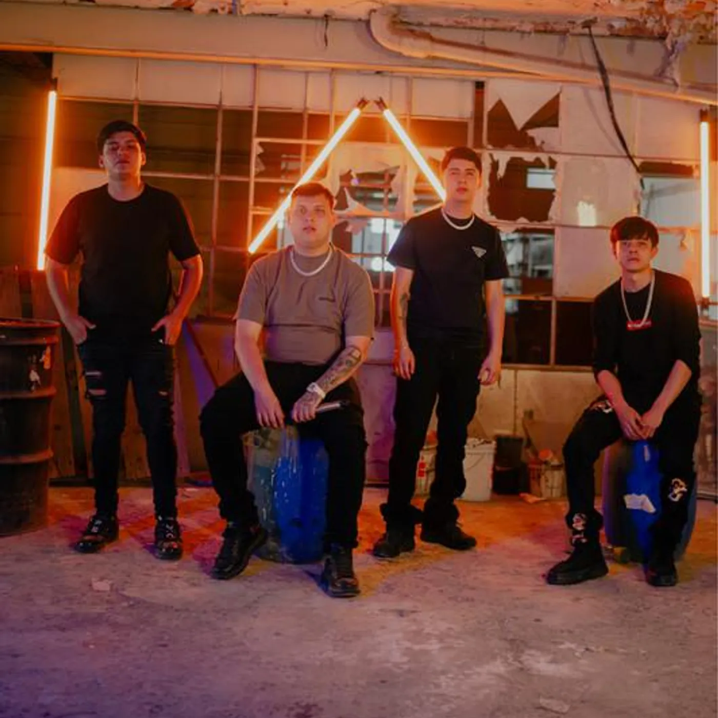 Los Chavalos De La Perla