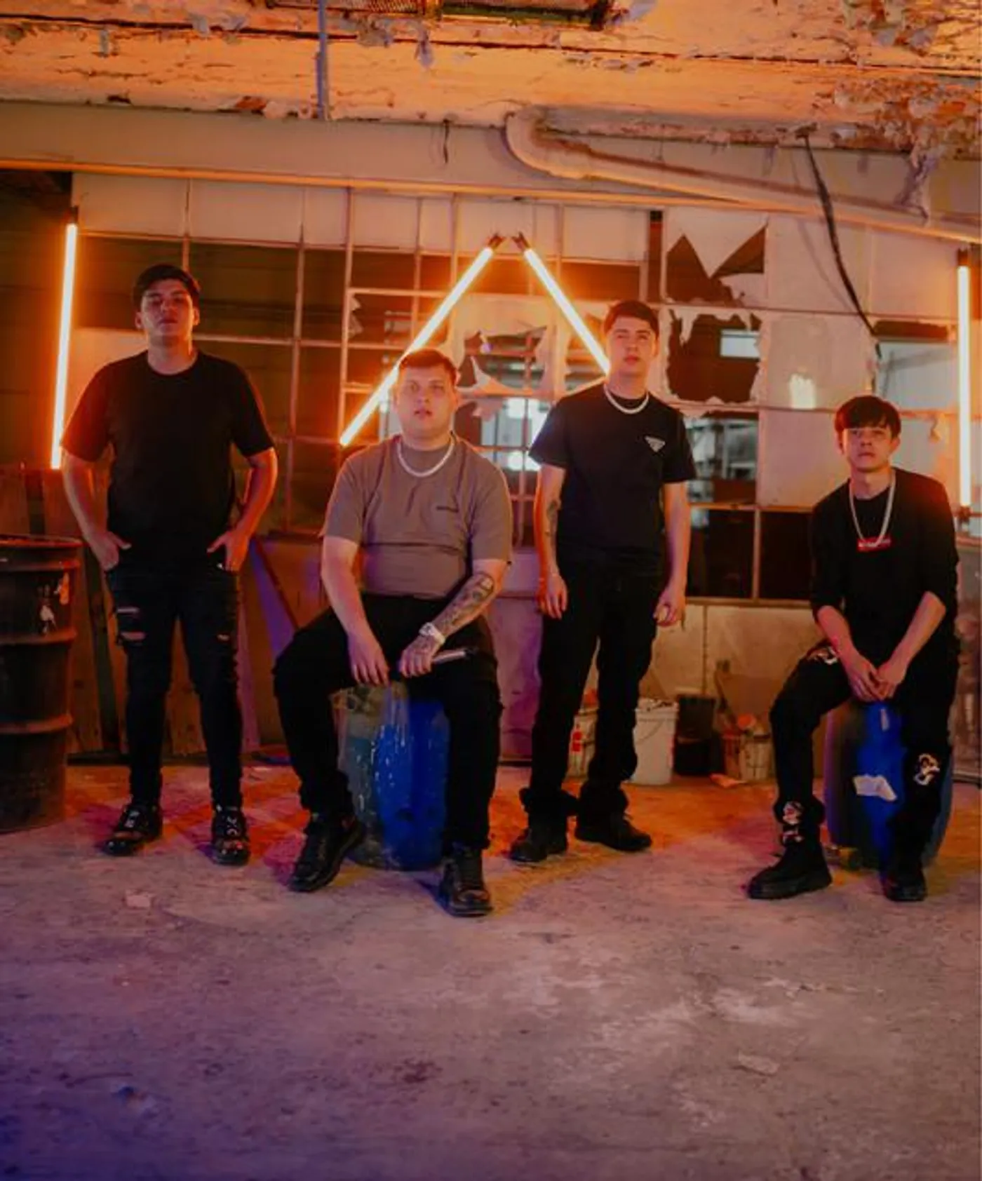 Los Chavalos De La Perla