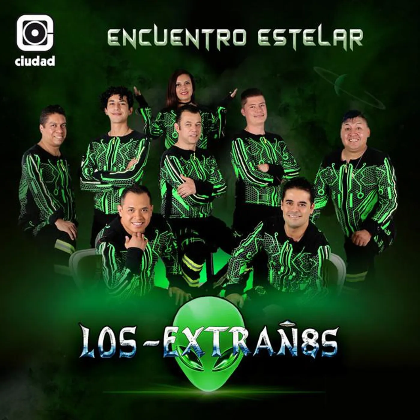 Los Extraños