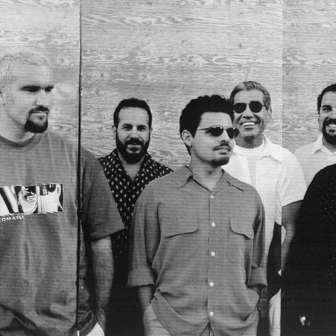 Los Super Seven Brand Page