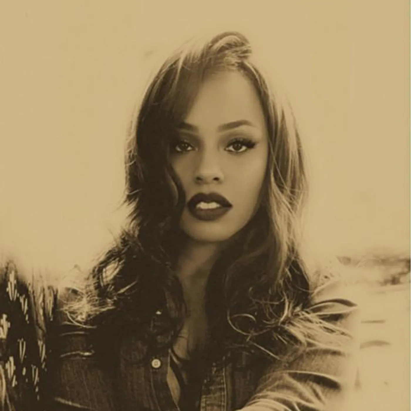 Lauren Henderson Brand Page