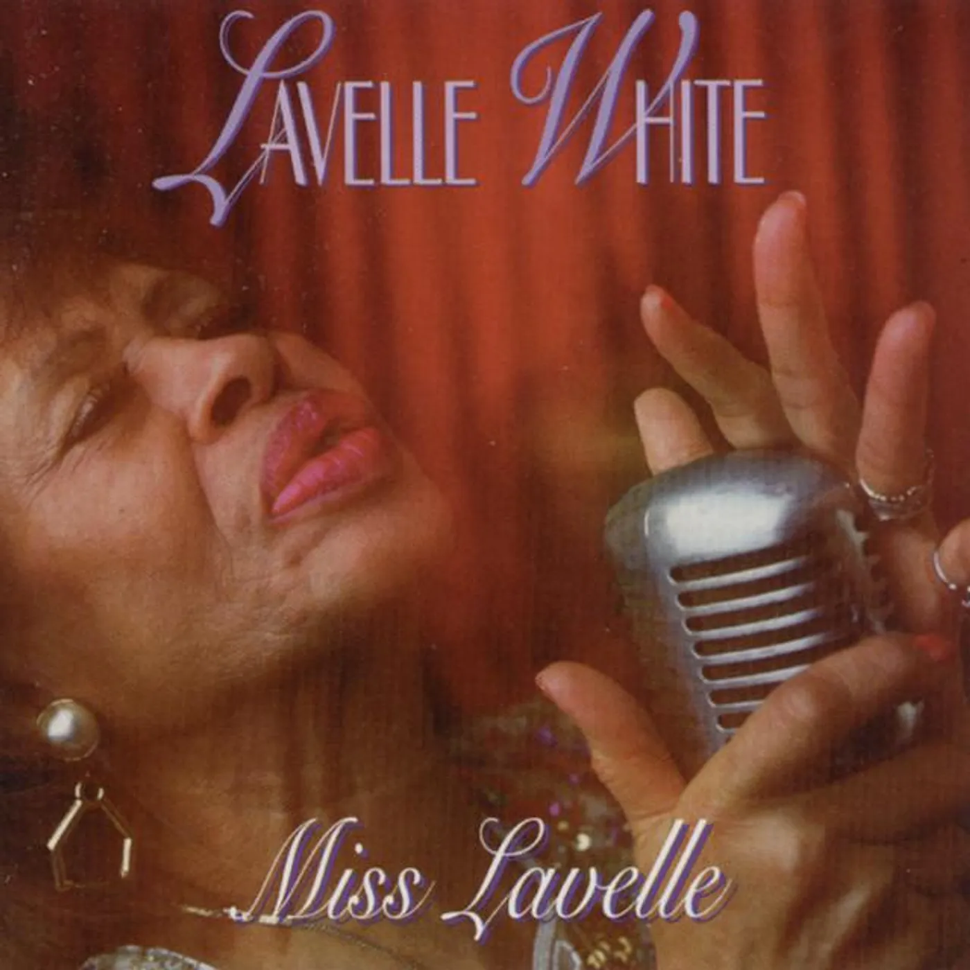 Lavelle White