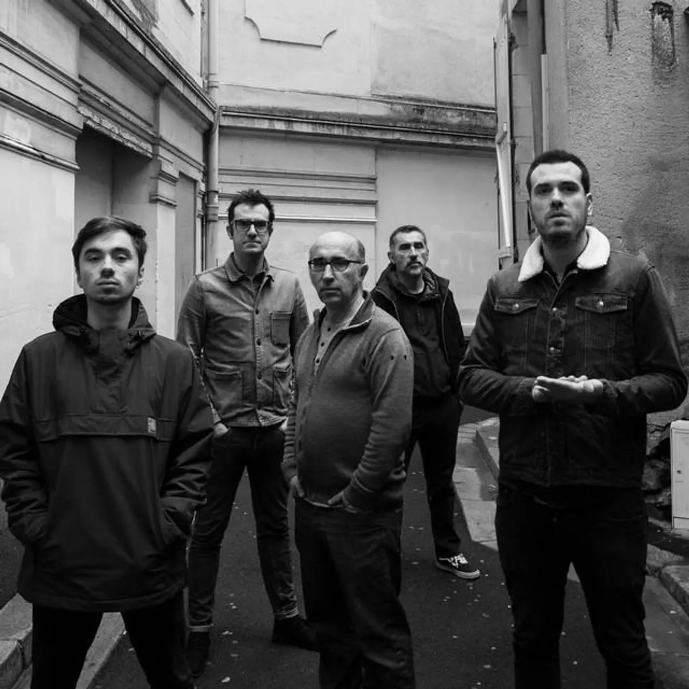 Lane (Love And Noise Experiment) Brand Page