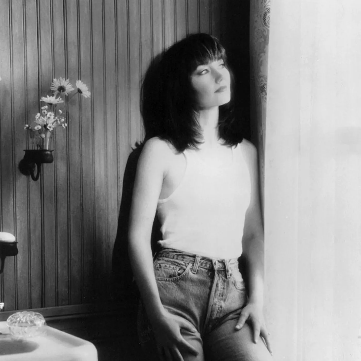 Lari White