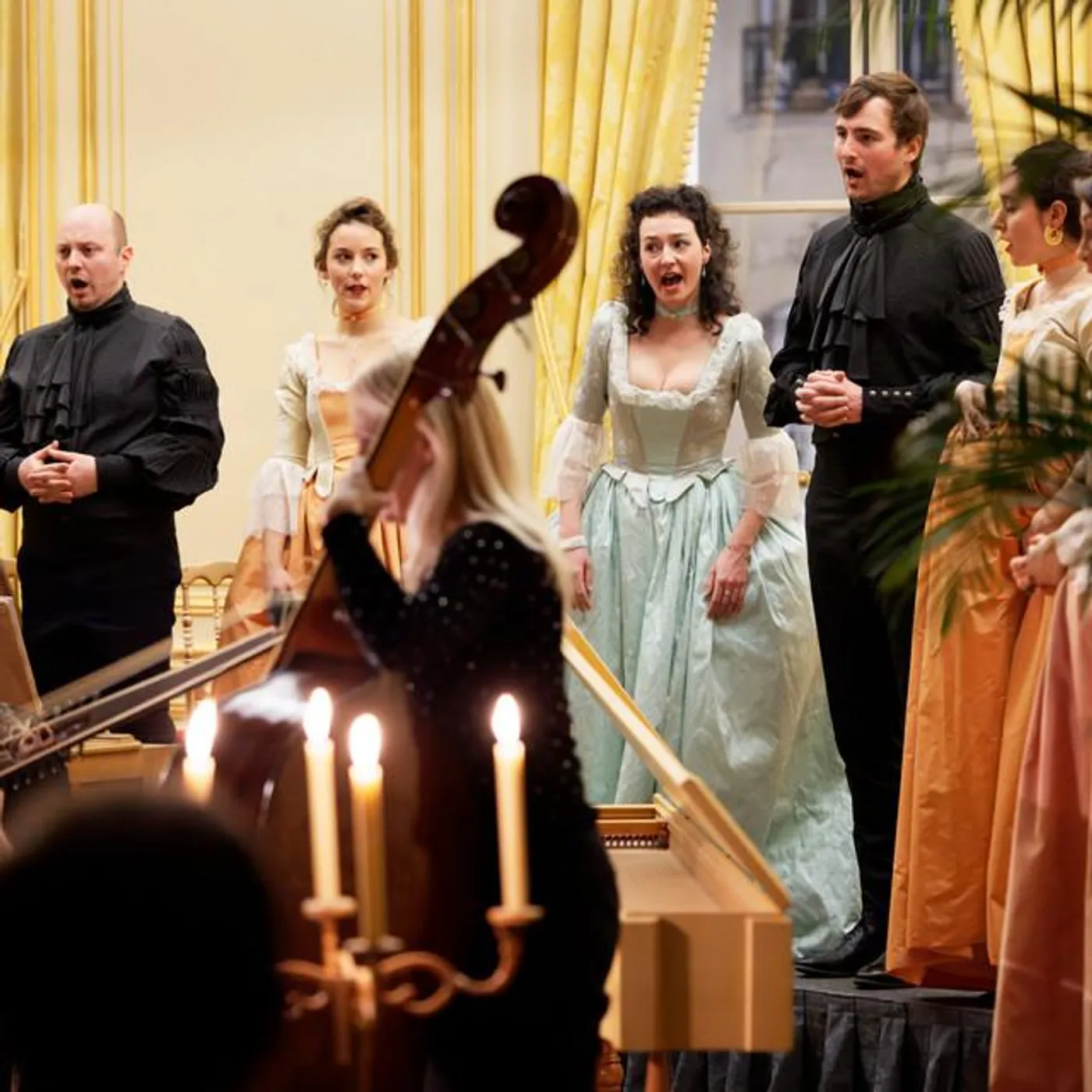 Le Palais royal Brand Page