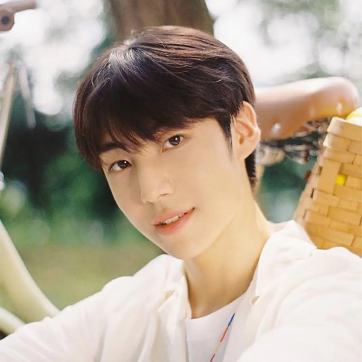 Lee Eun Sang Brand Page