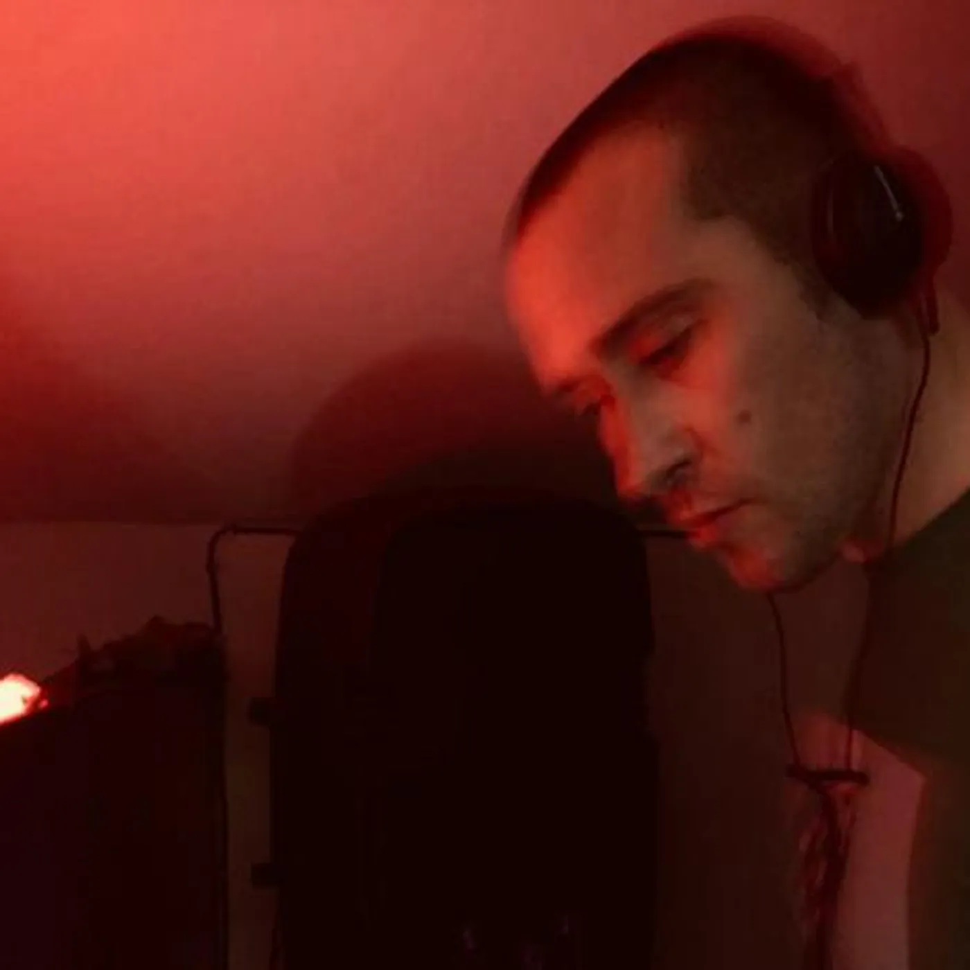 Leigh D Oliver Brand Page