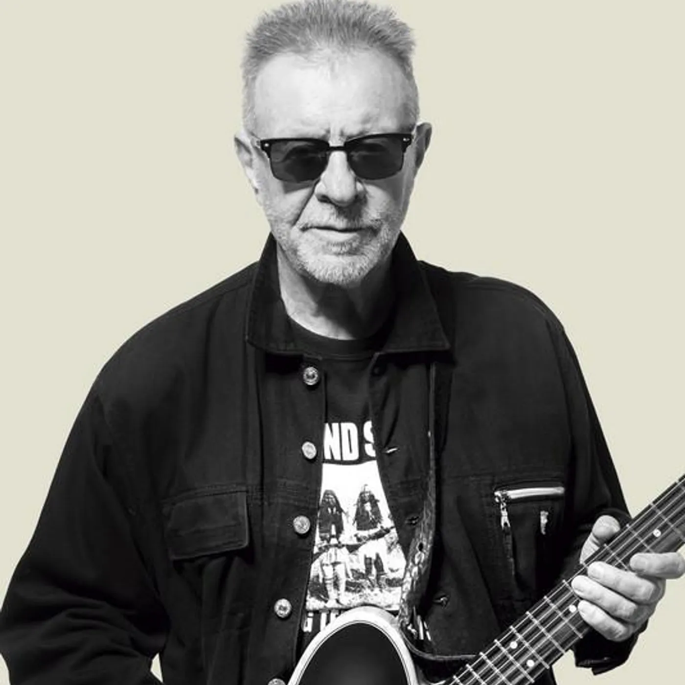 León Gieco Brand Page