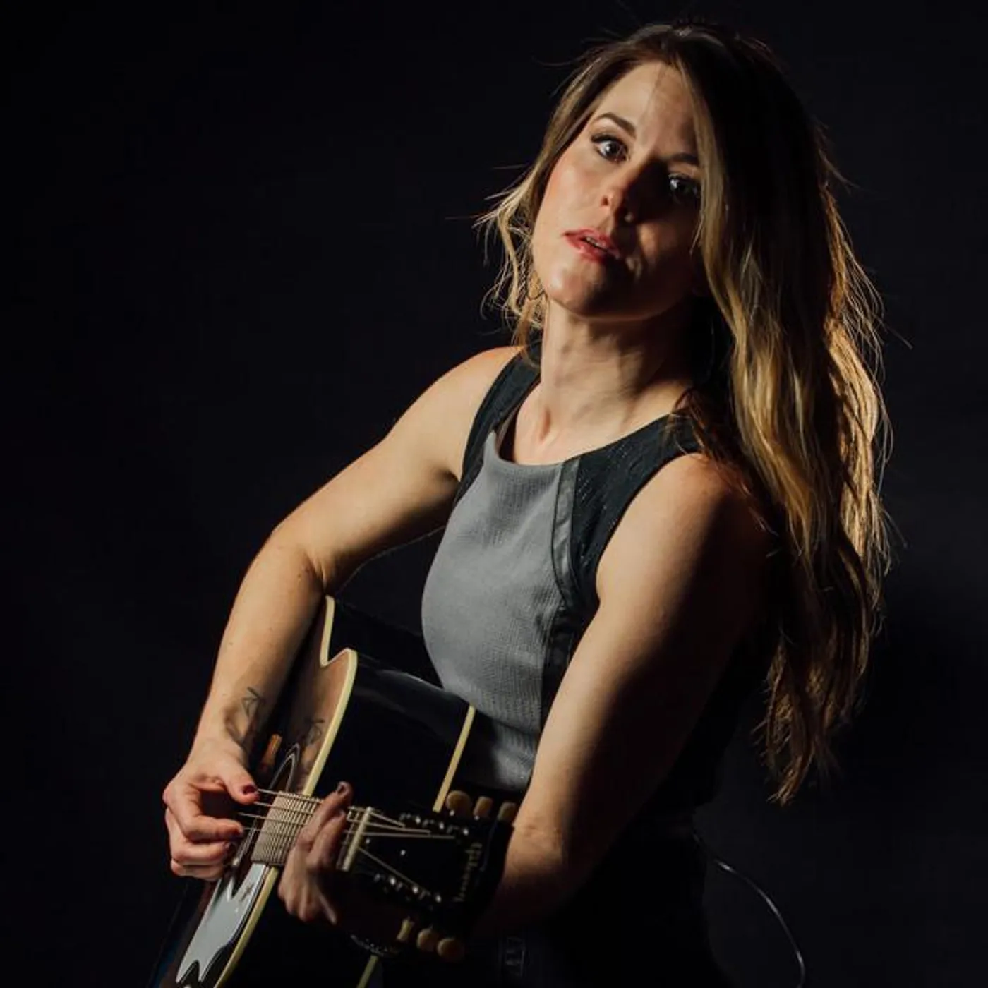 Leslie Hunt Brand Page