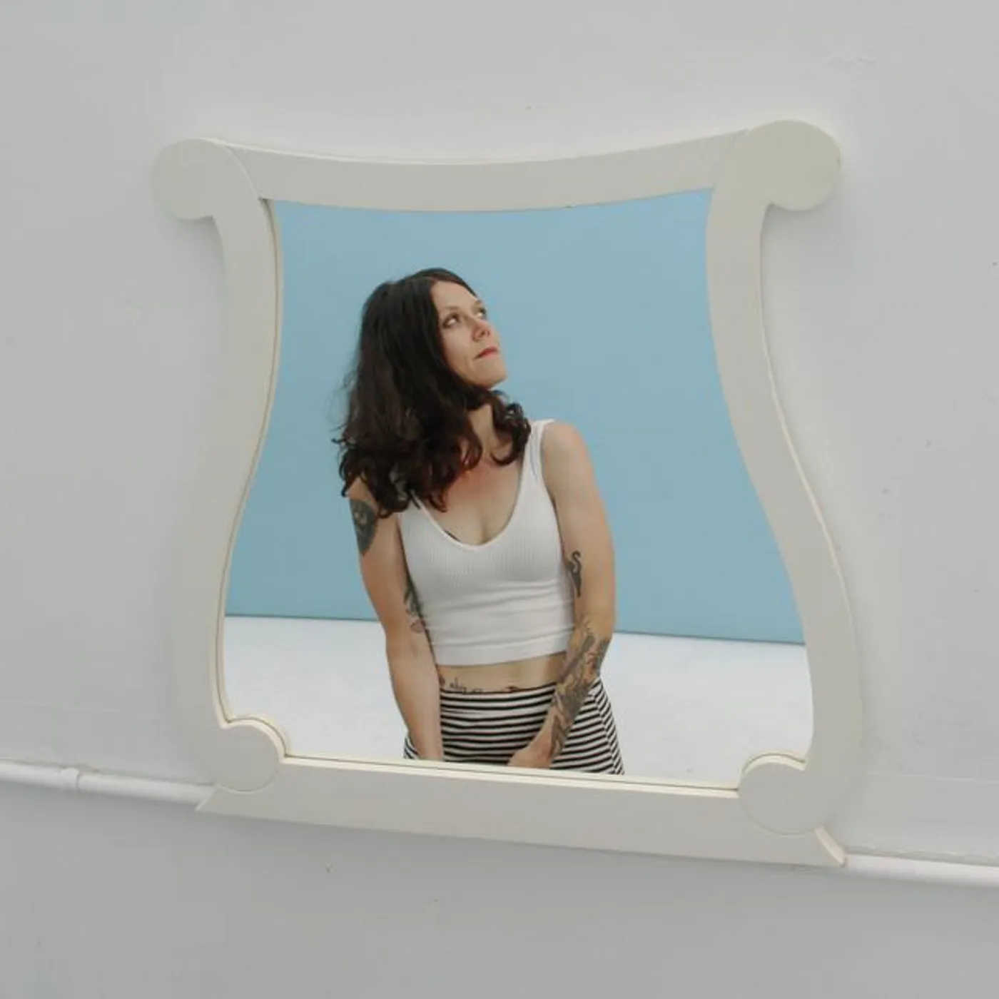 Lilly Hiatt Brand Page