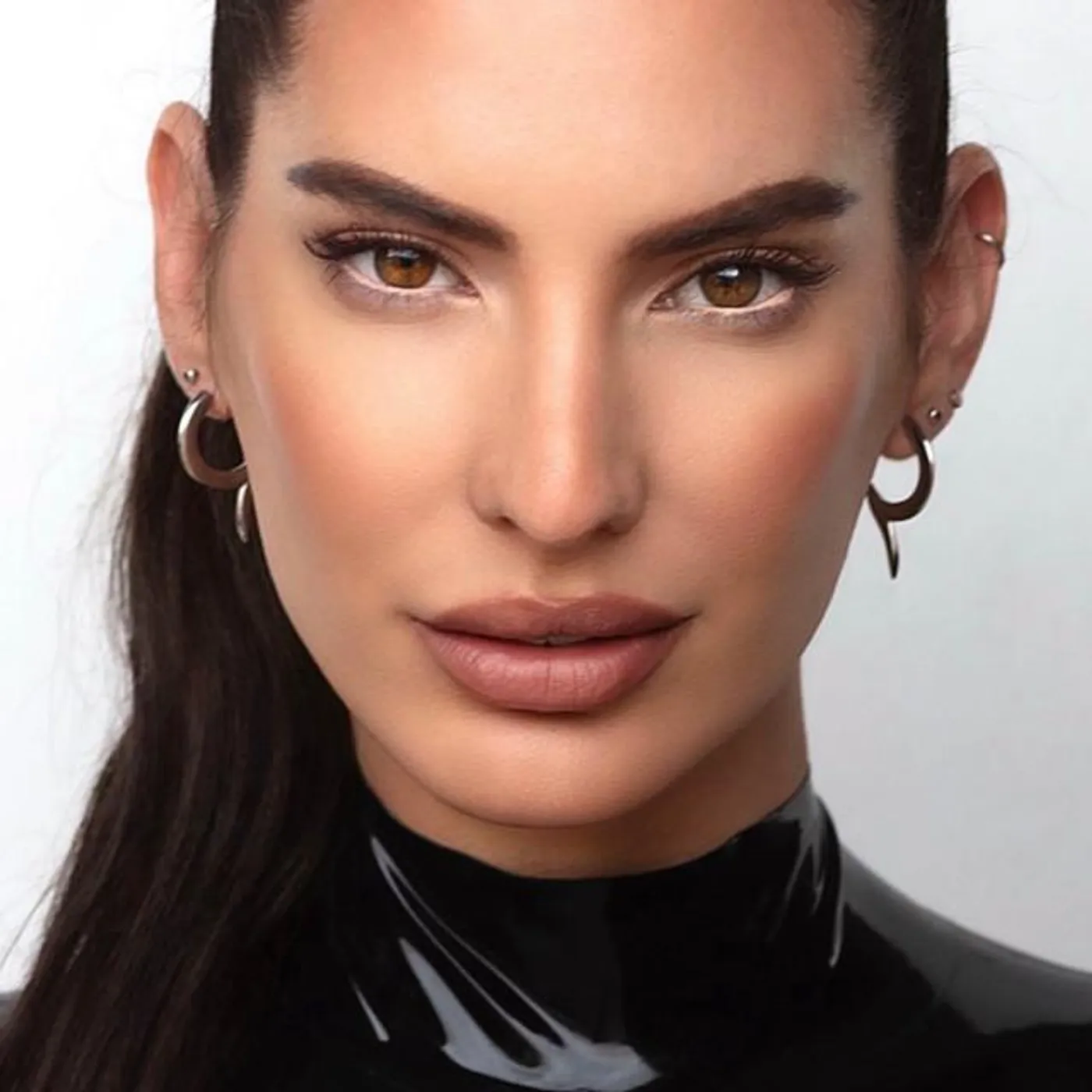 Lilly Palmer Brand Page