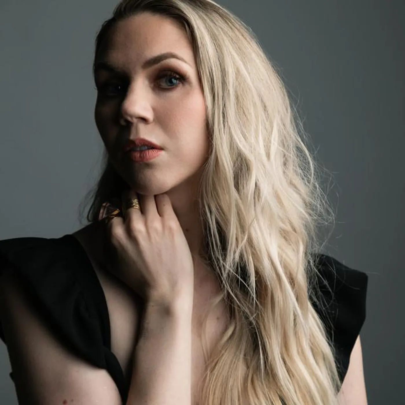 Lindsey Ray Brand Page