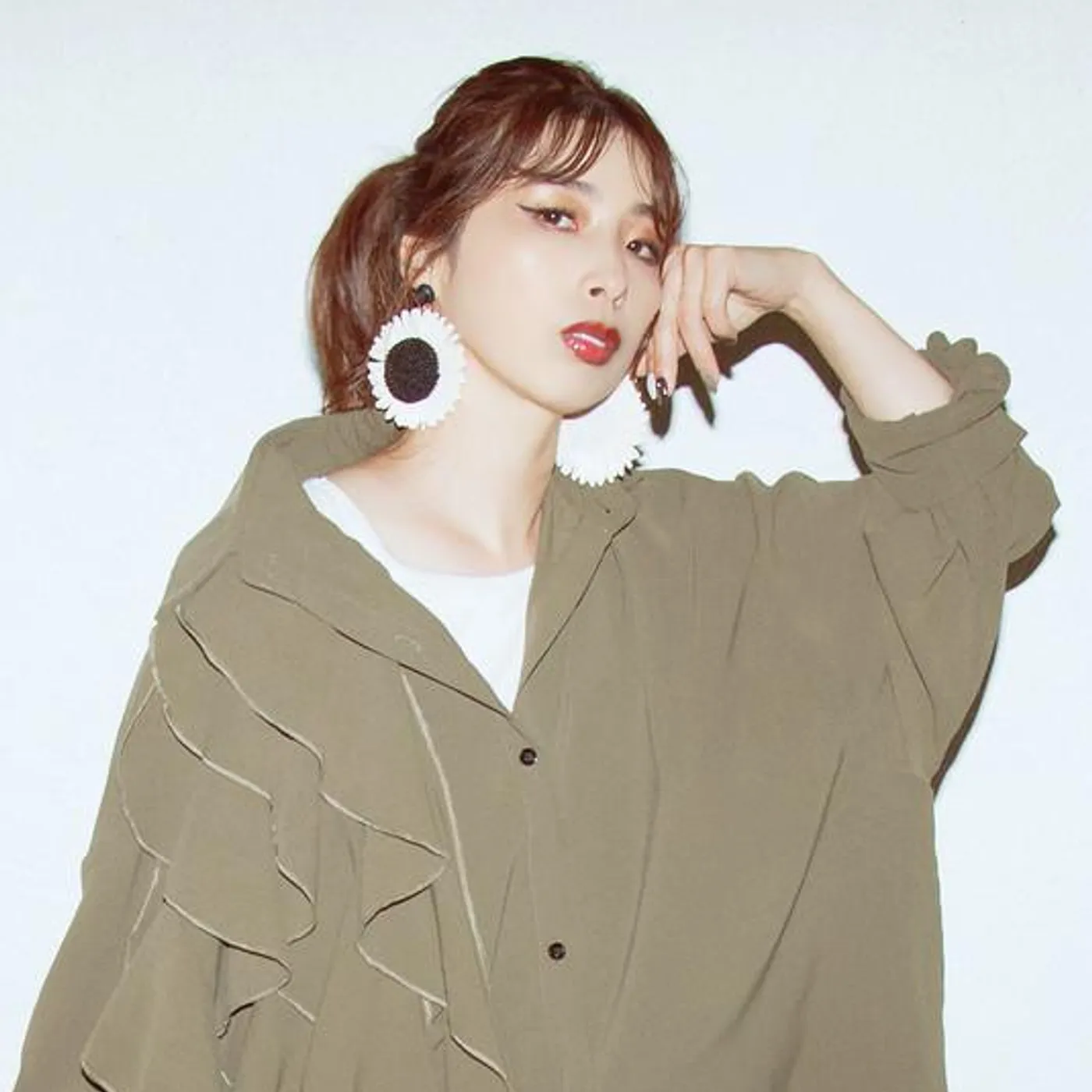 Lisa Yamaguchi Brand Page