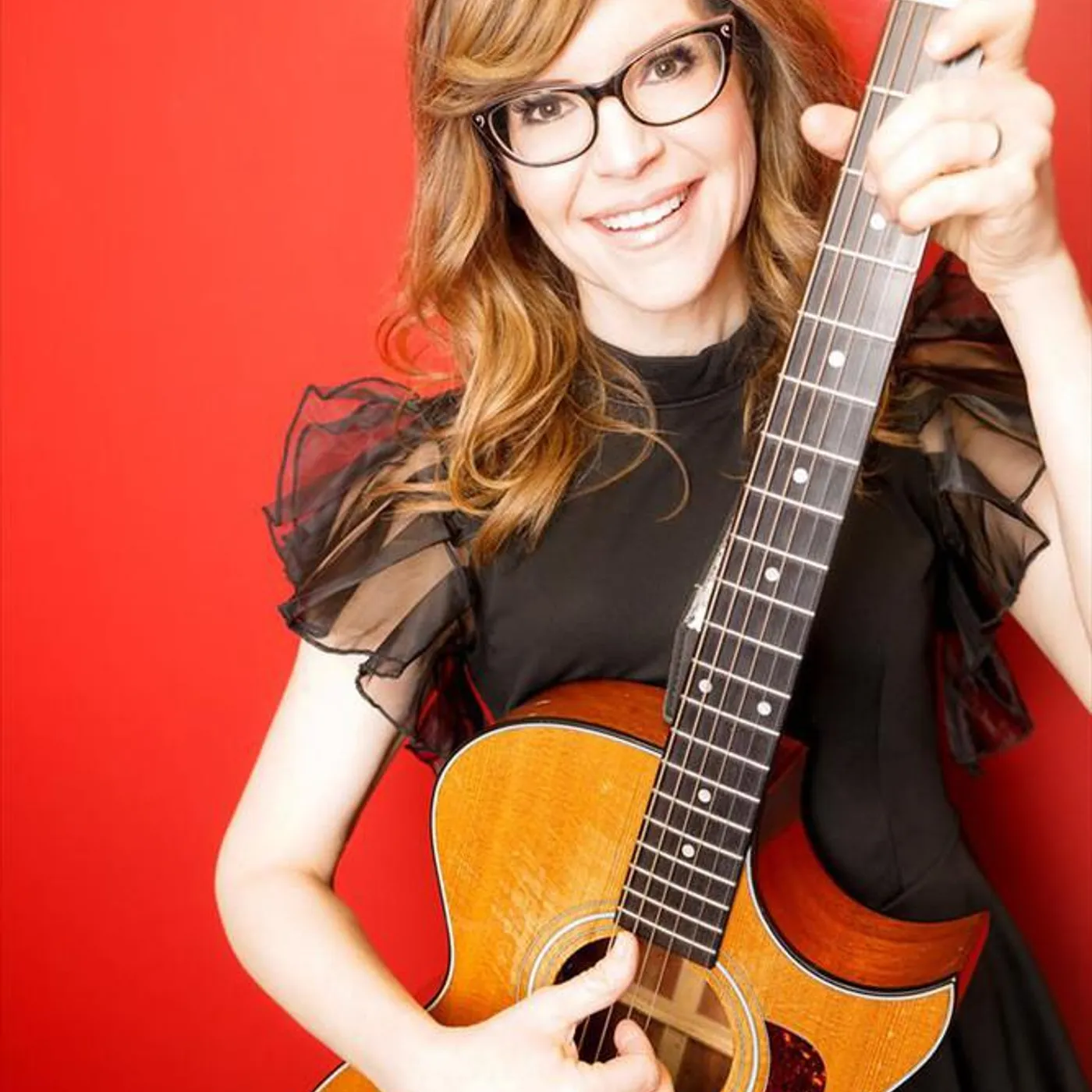 Lisa Loeb Brand Page