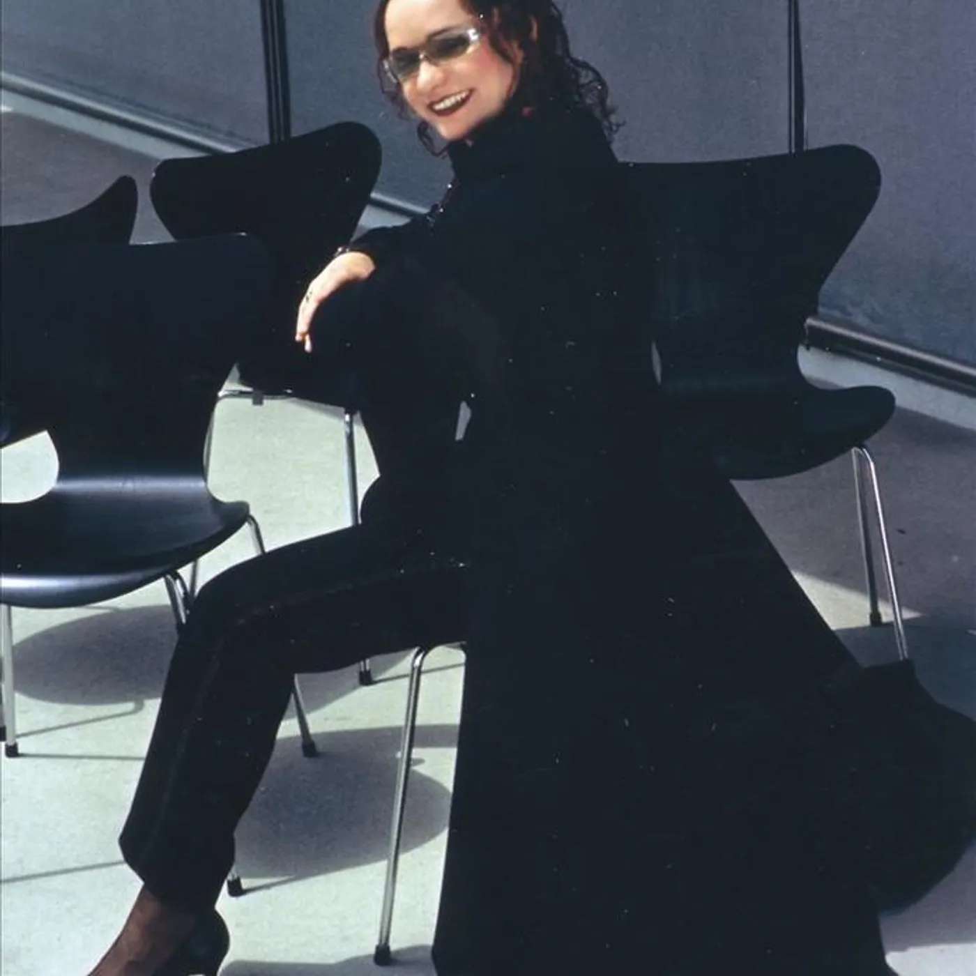 Lisa Smirnova Brand Page