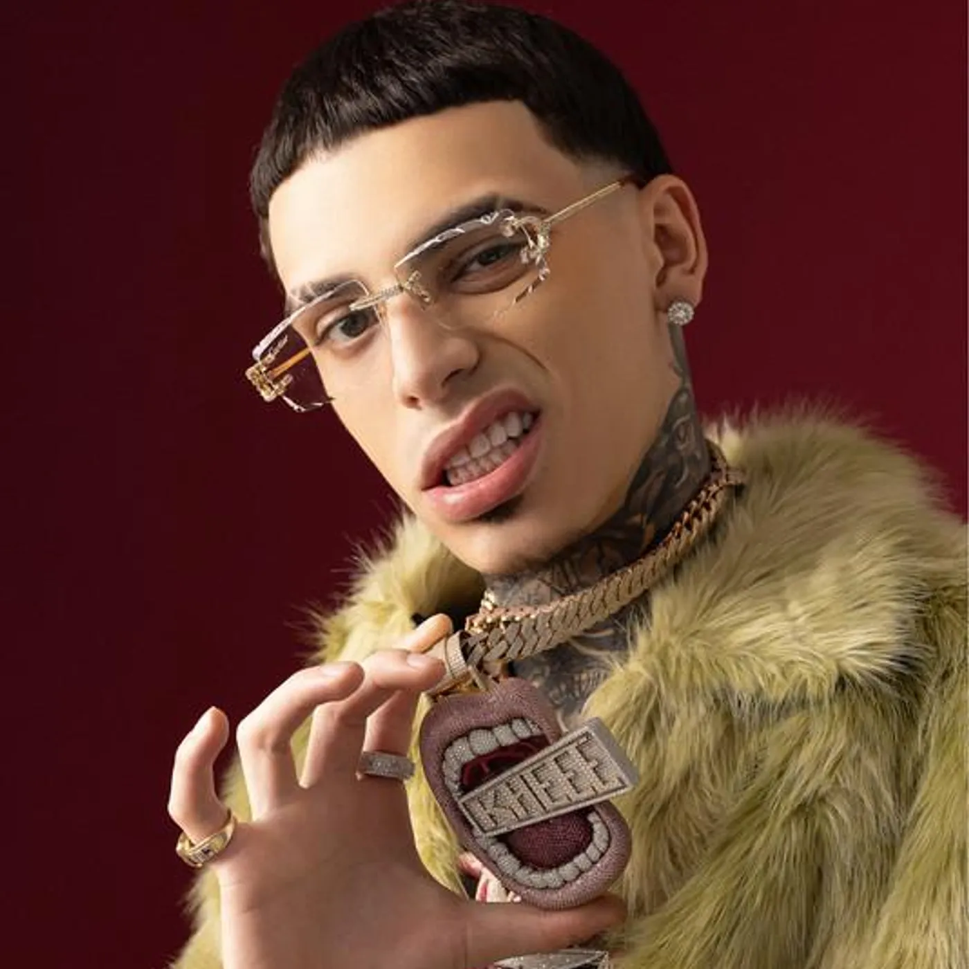 Luar La L Brand Page