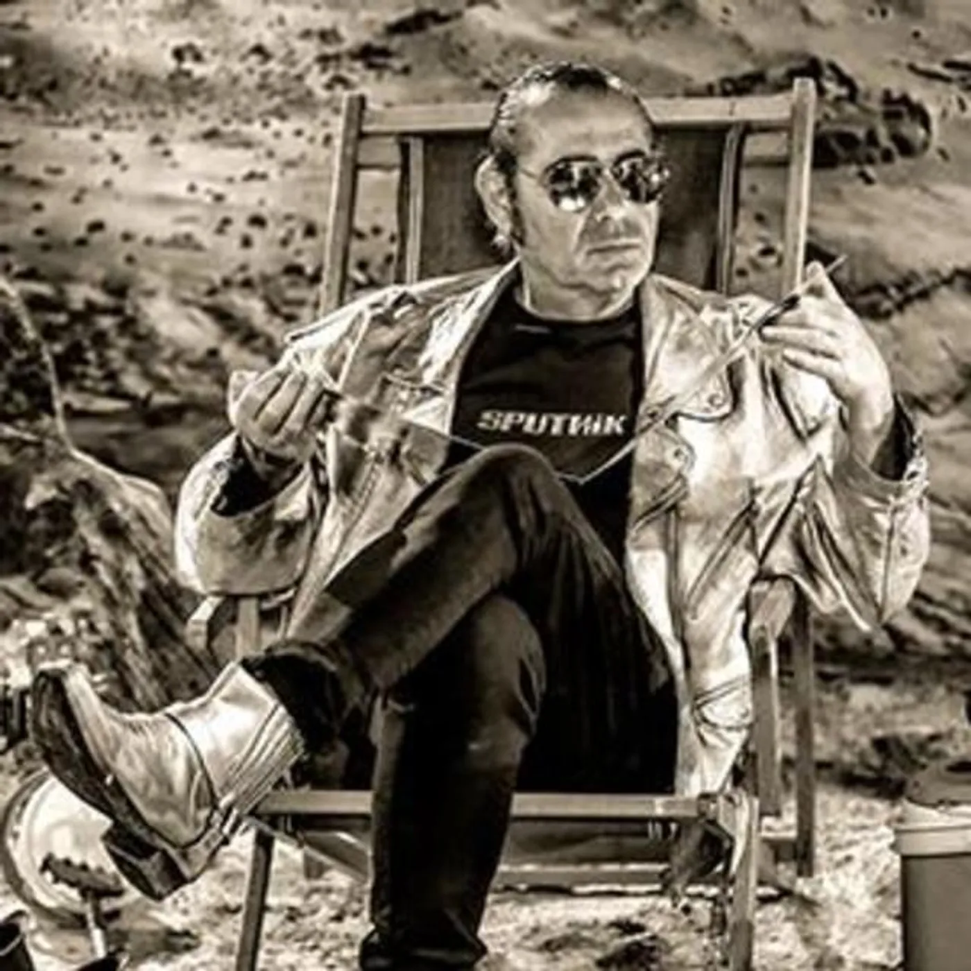 Luca Carboni Brand Page