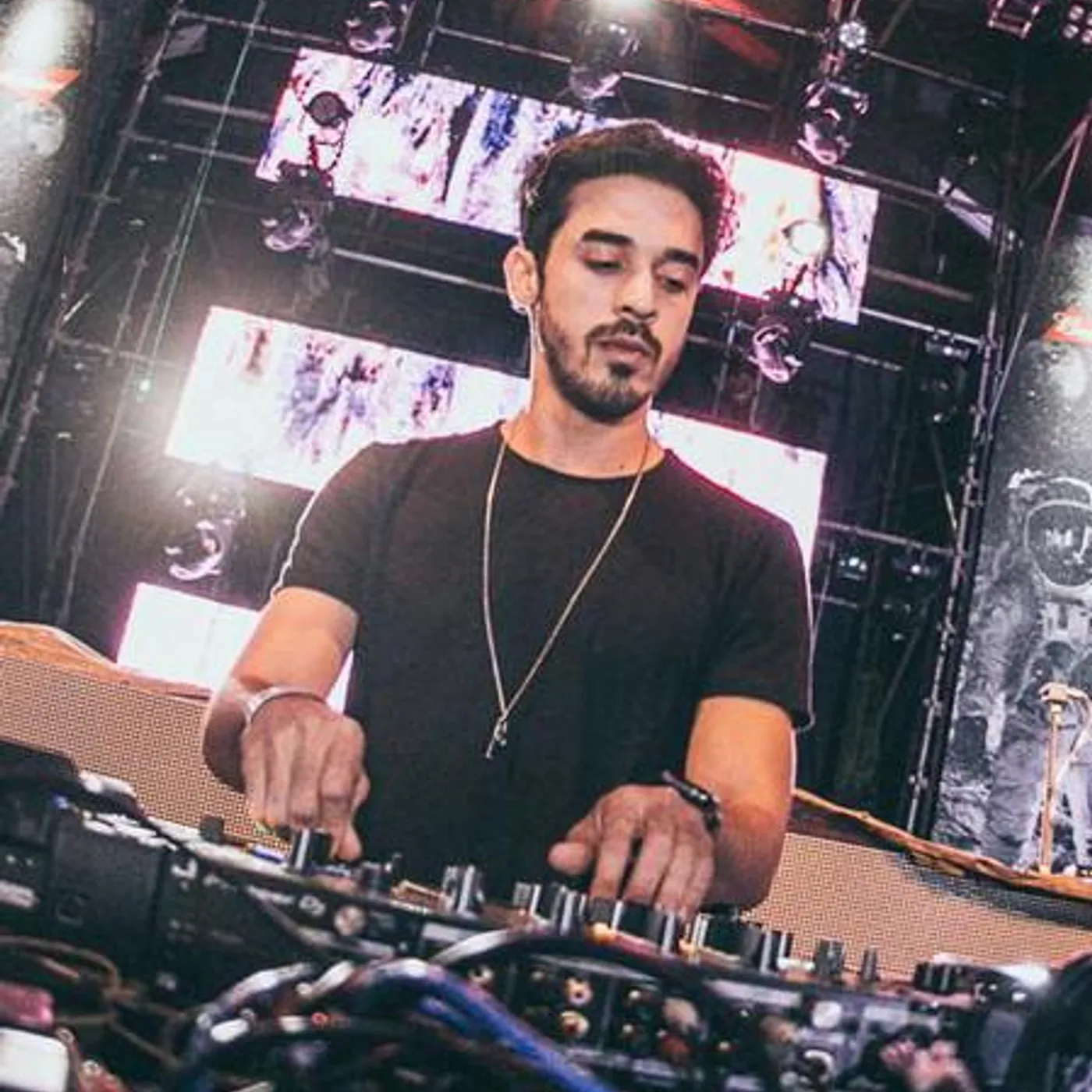 Lucas Gordiano Brand Page