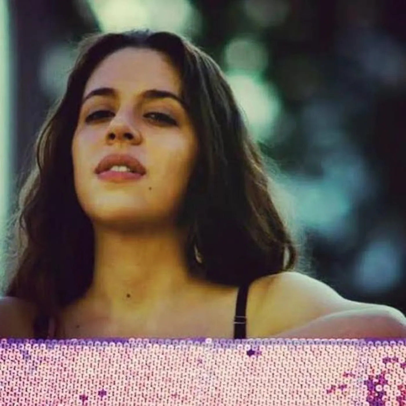 Luisa Maita Brand Page