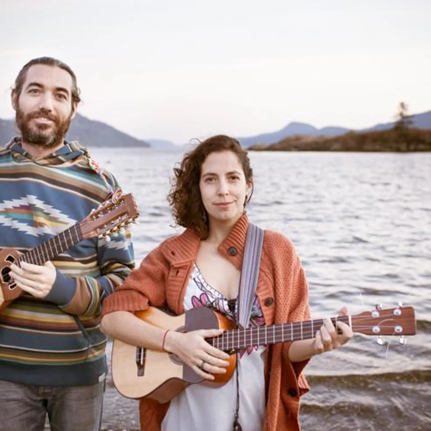 Lulacruza Brand Page