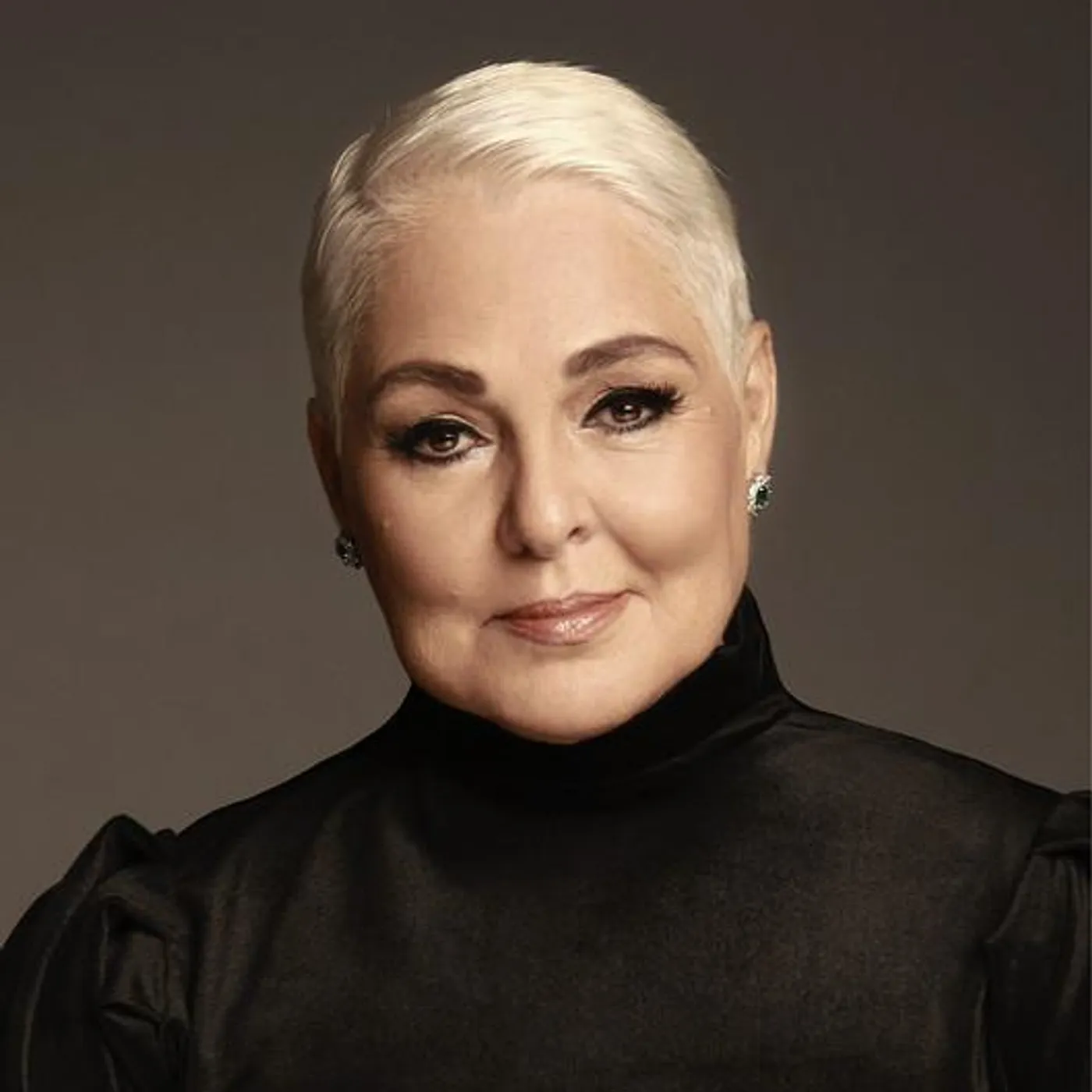 Lupita D'Alessio Brand Page