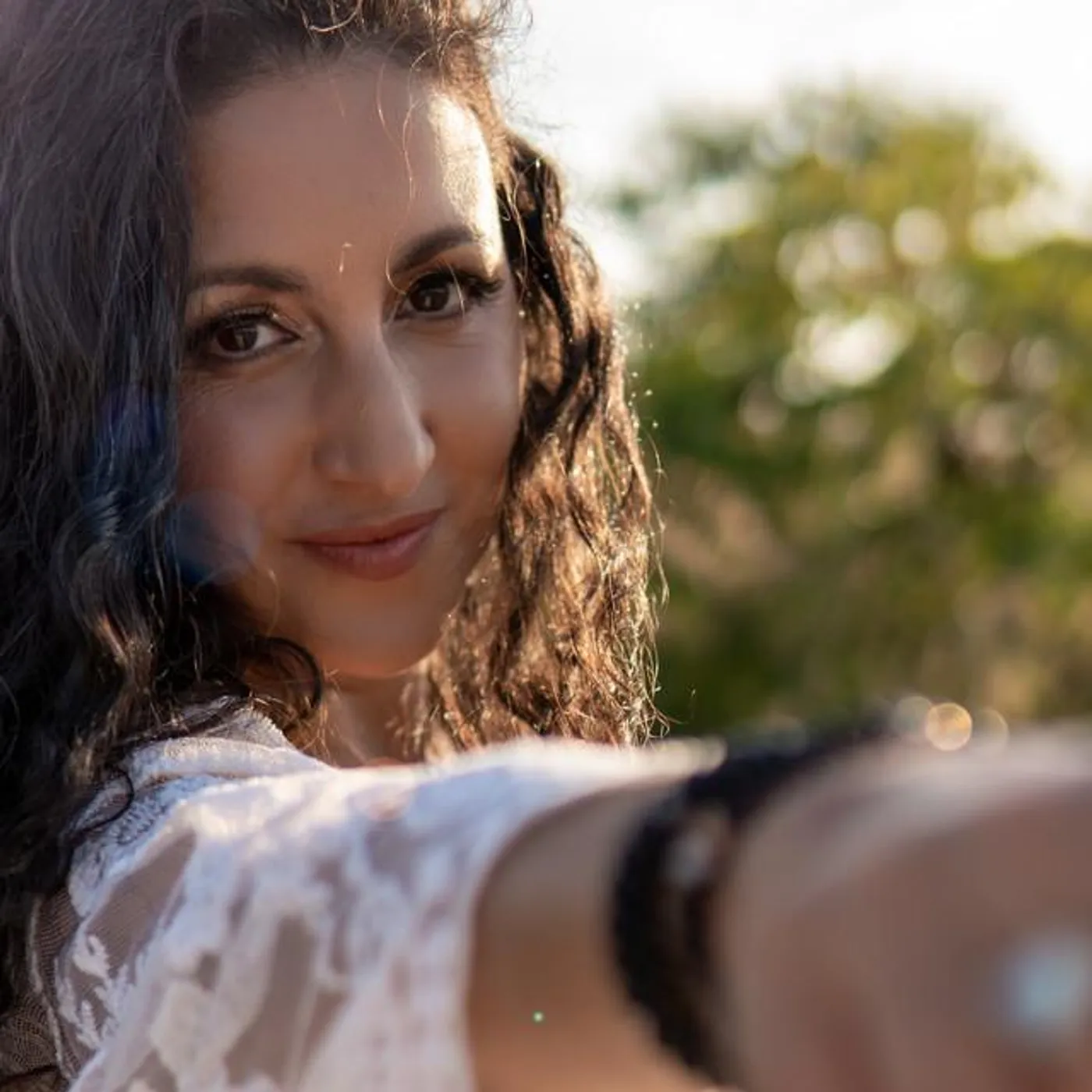 Lynda Thalie Brand Page