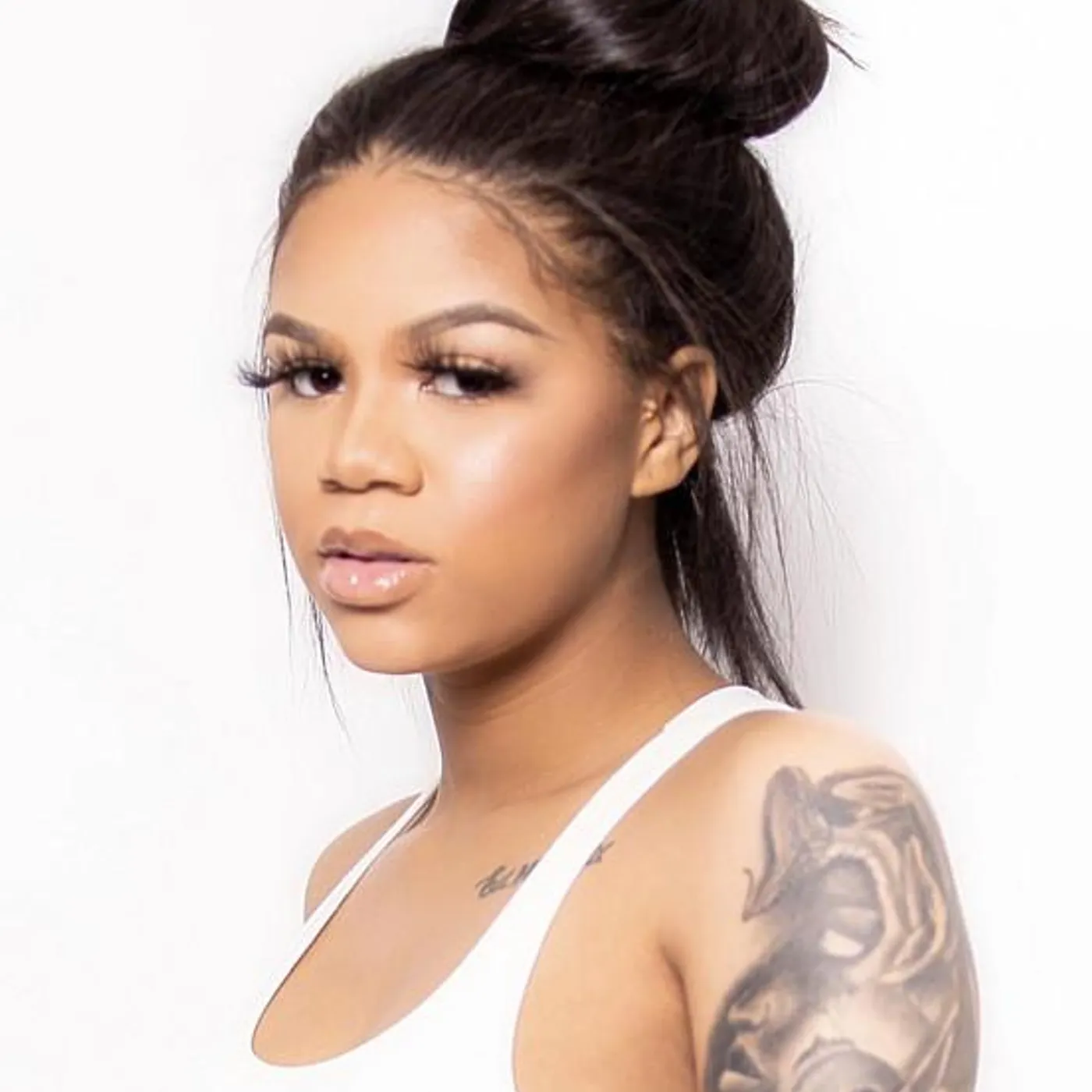 Molly Brazy Brand Page