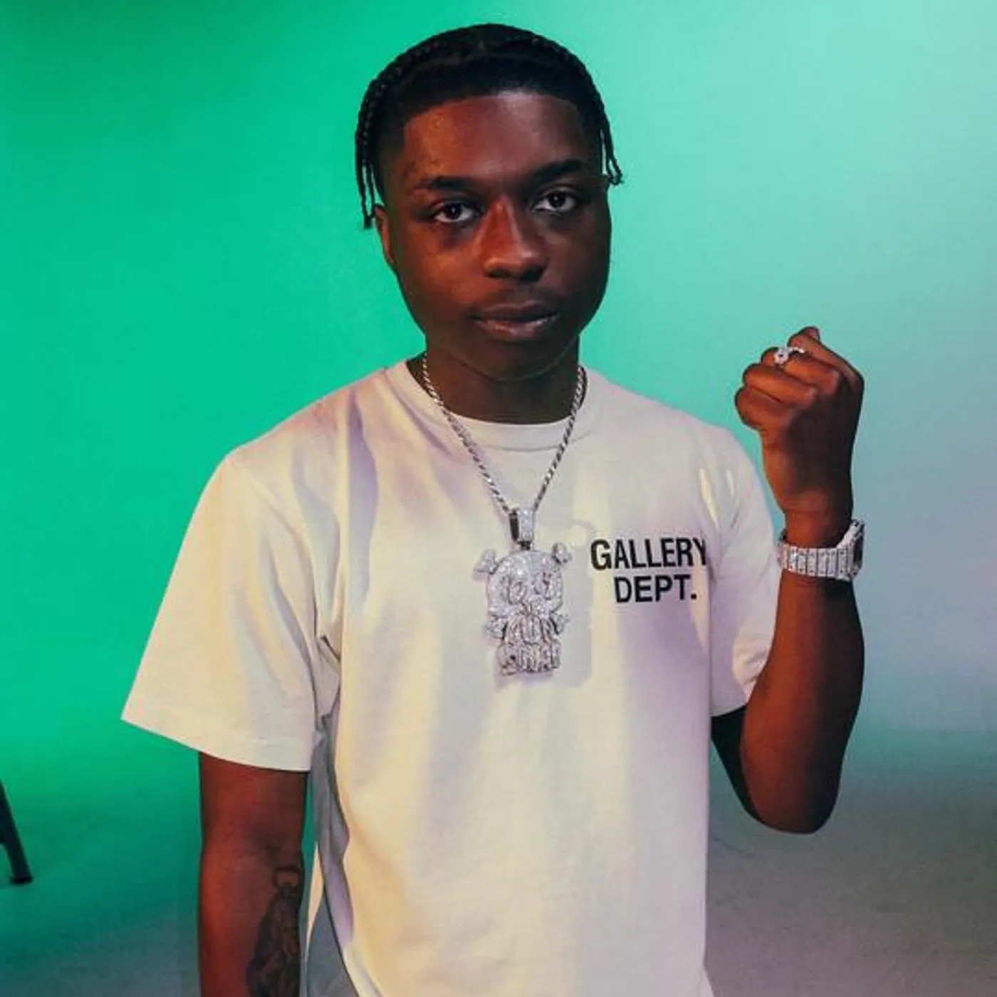 MoneyMarr Brand Page