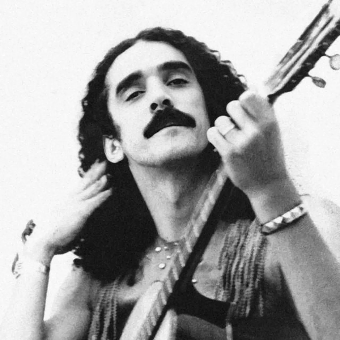 Moraes Moreira Brand Page