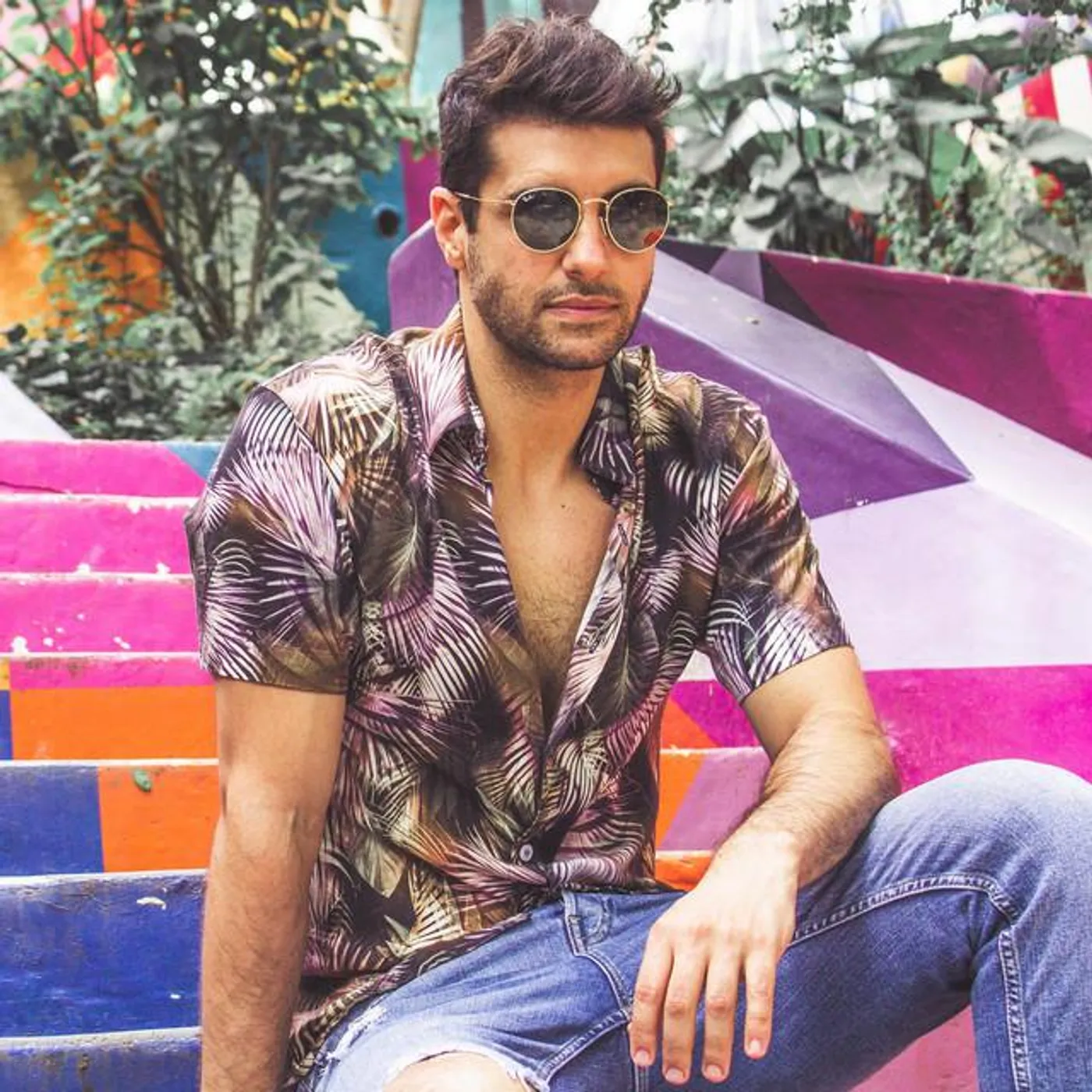 Morenno Martinez Brand Page