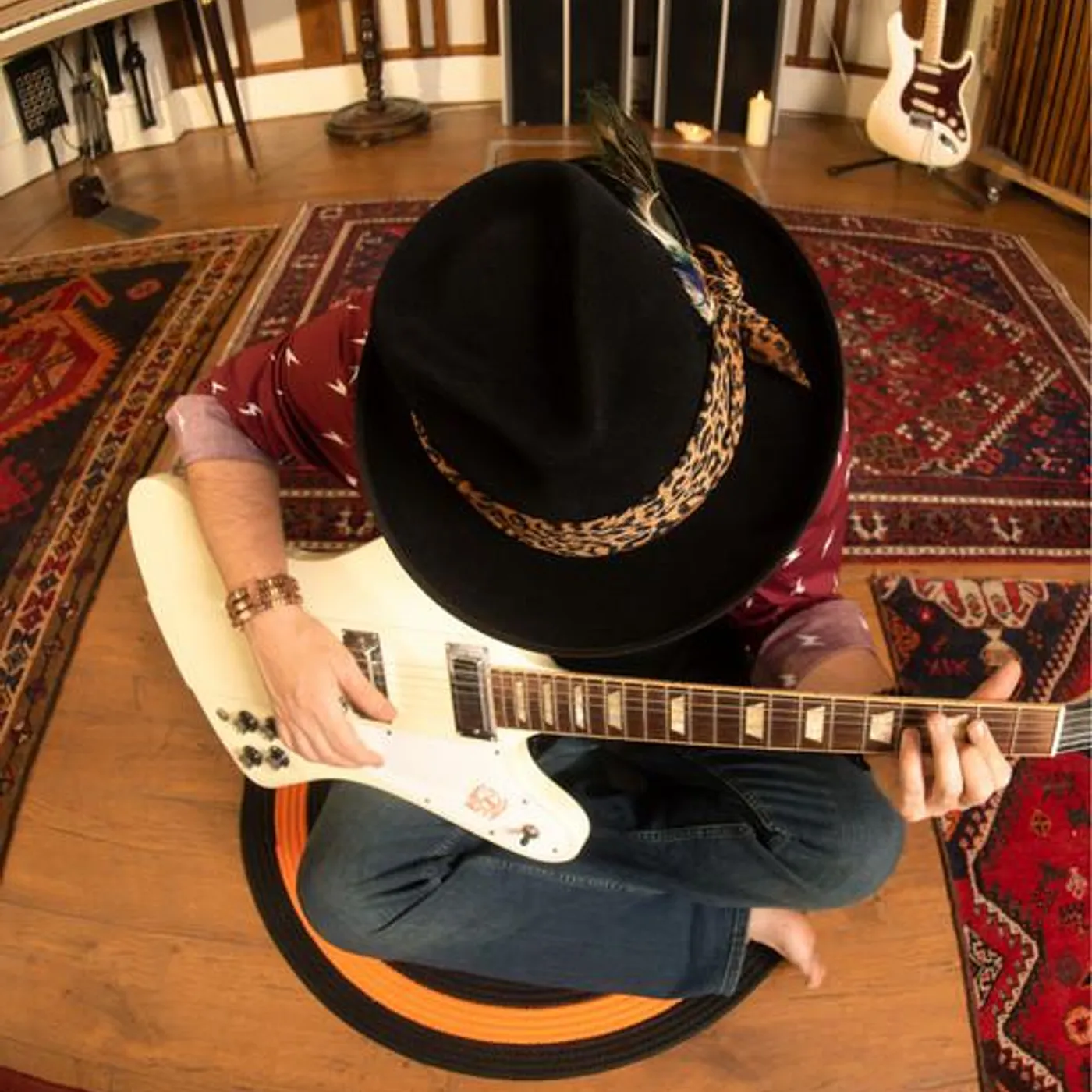 Matt Pearce & The Mutiny Brand Page