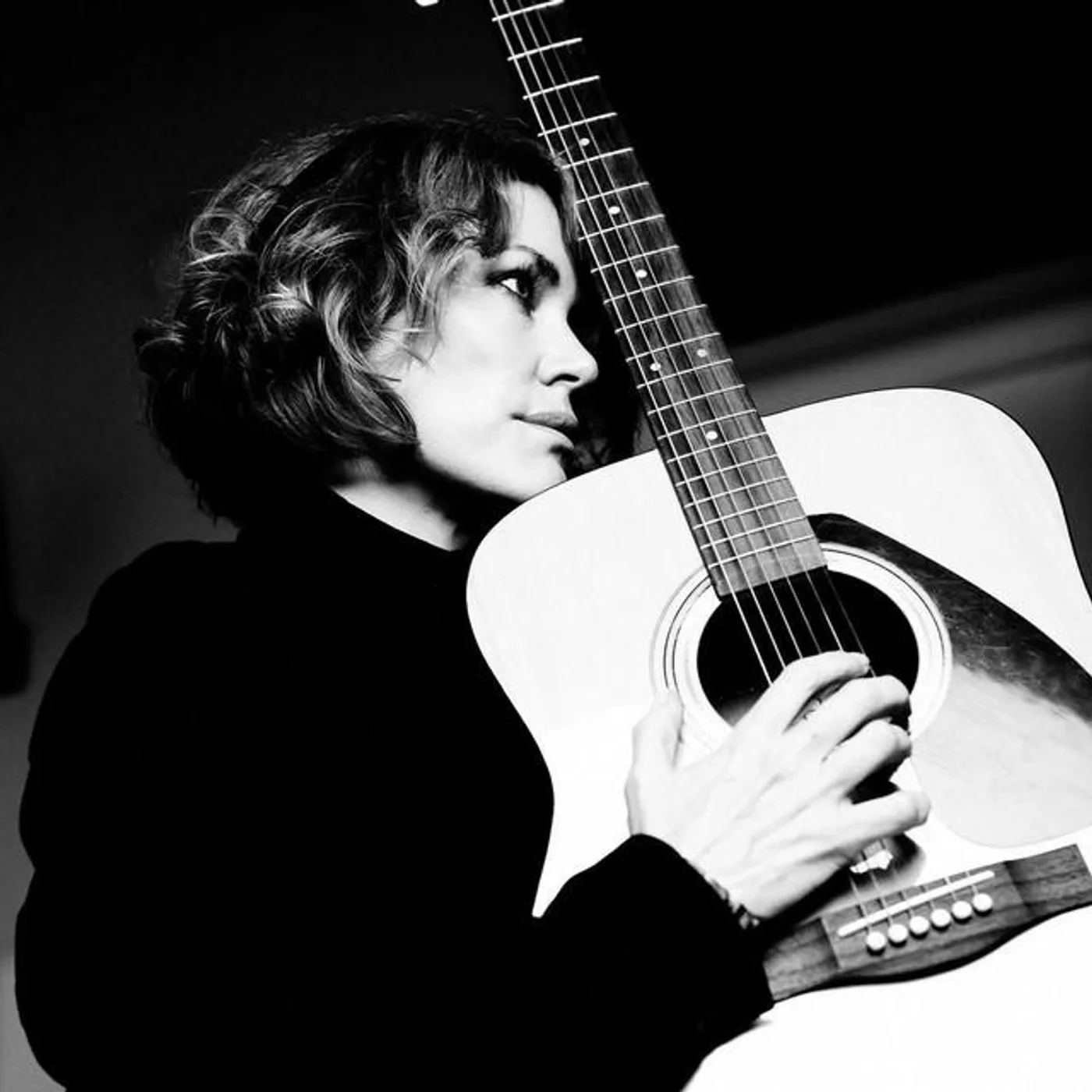 Cerys Matthews Brand Page