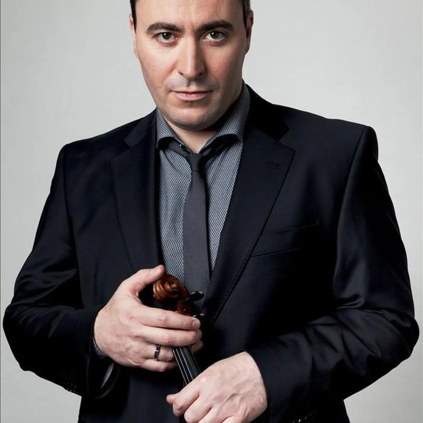 Maxim Vengerov Brand Page