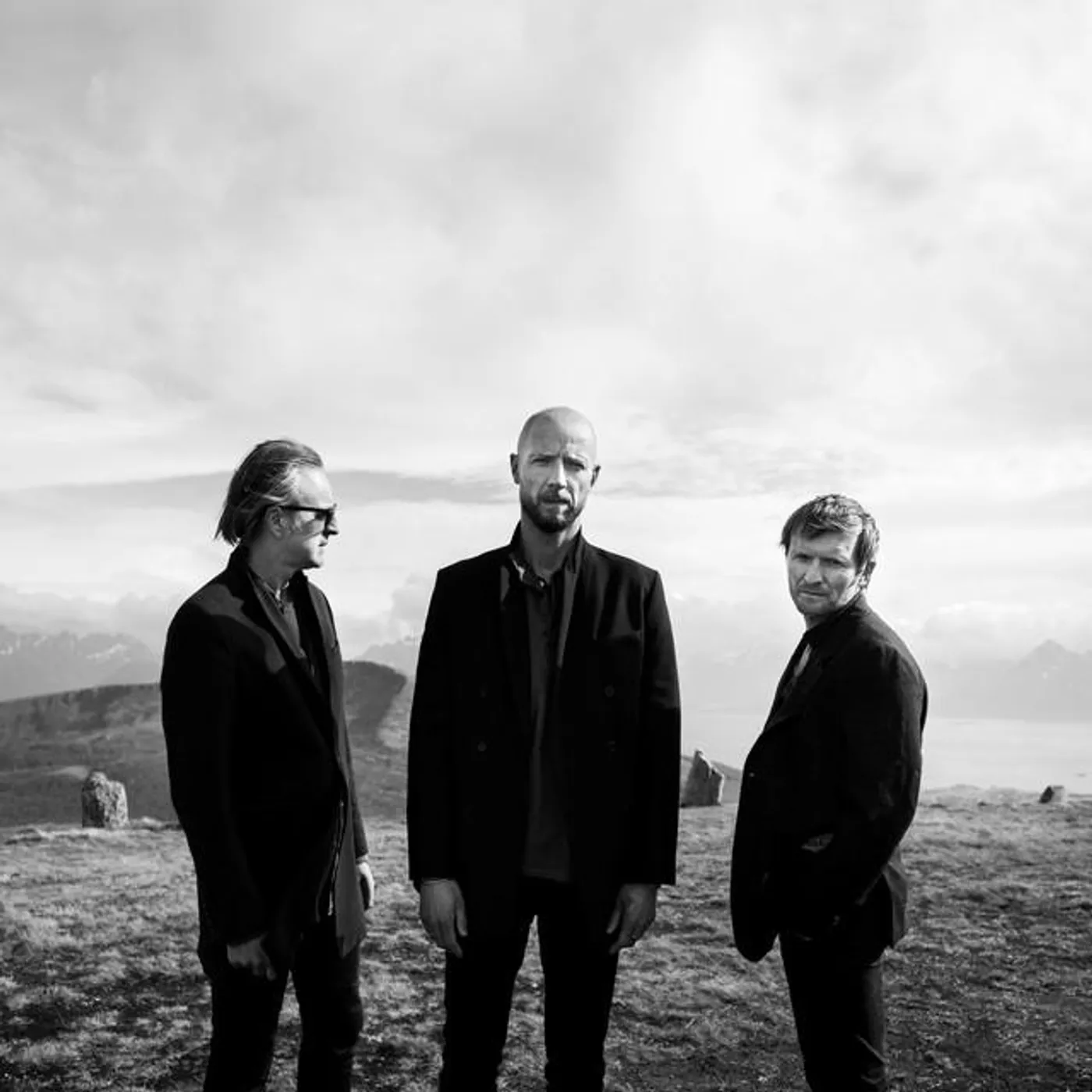 Madrugada Brand Page