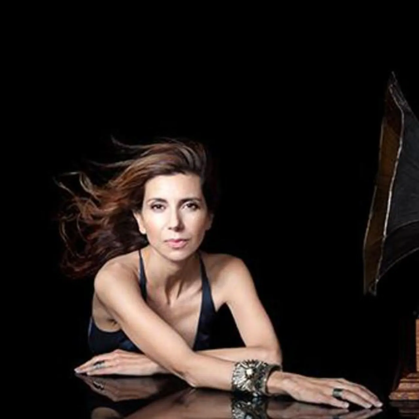 Magos Herrera Brand Page